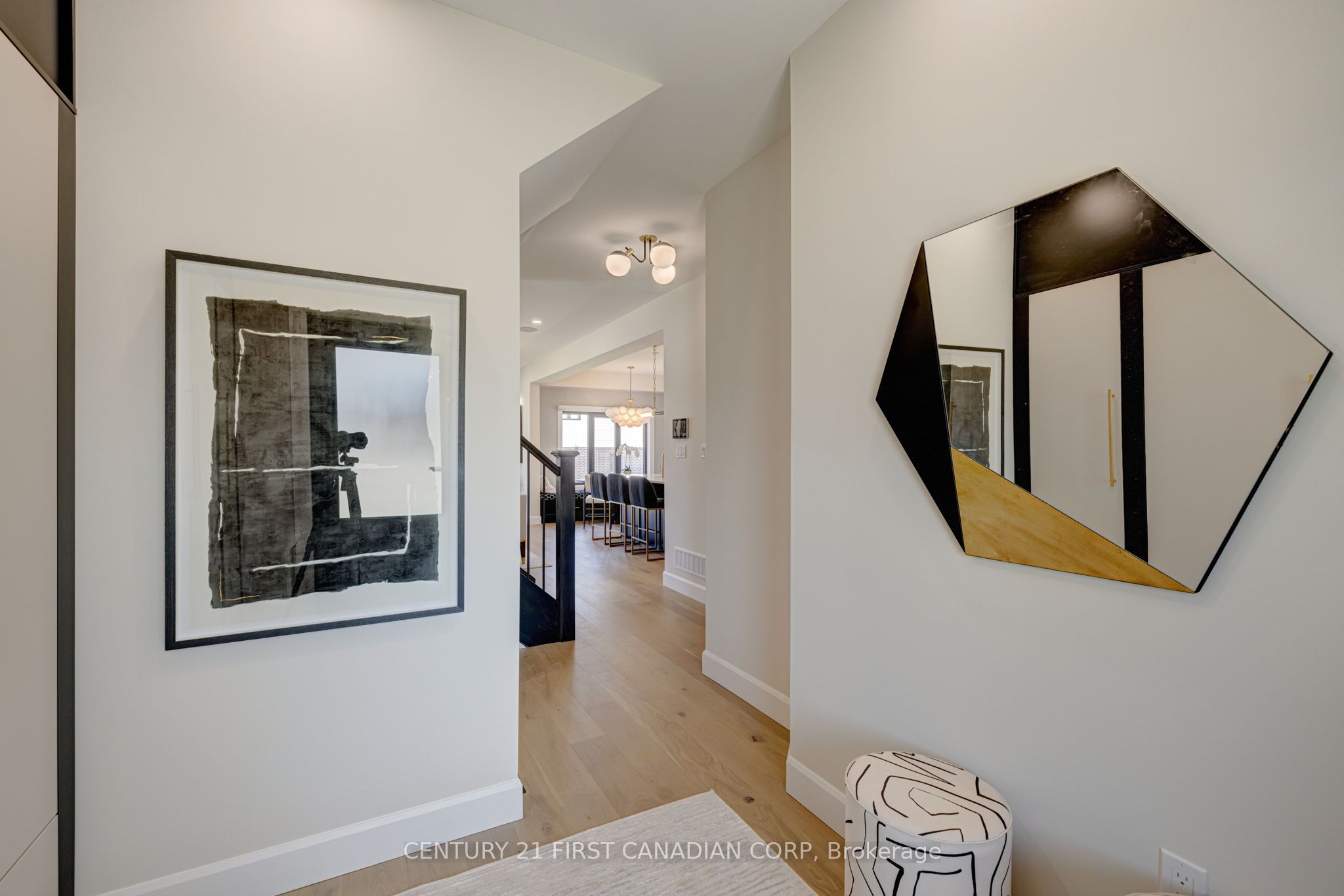 133 BASIL Crescent, Middlesex Centre, ON N0M 2A0 photo 3