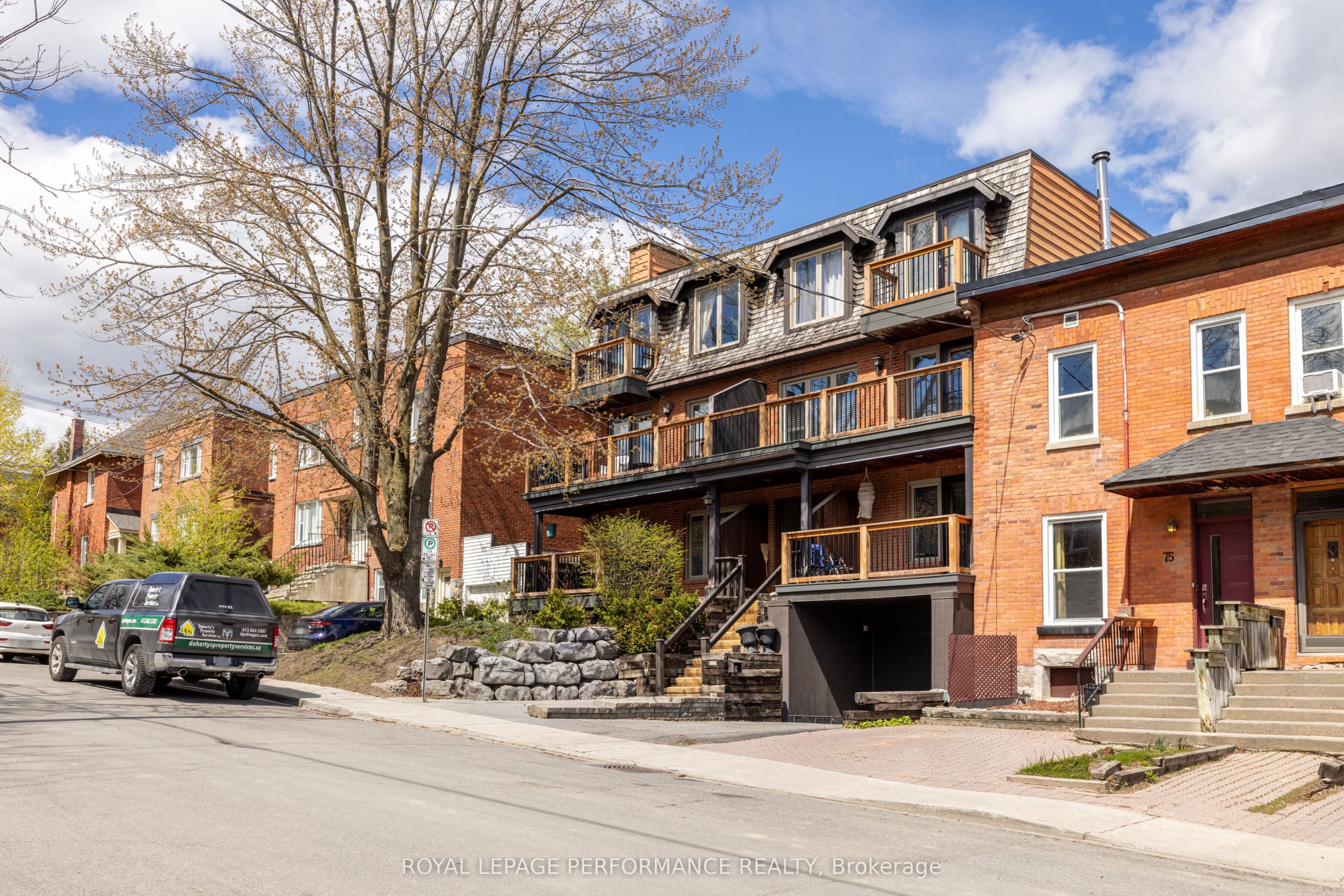 71 Sweetland Avenue 2, Lower Town - Sandy Hill, ON K1N 7T9 photo 2