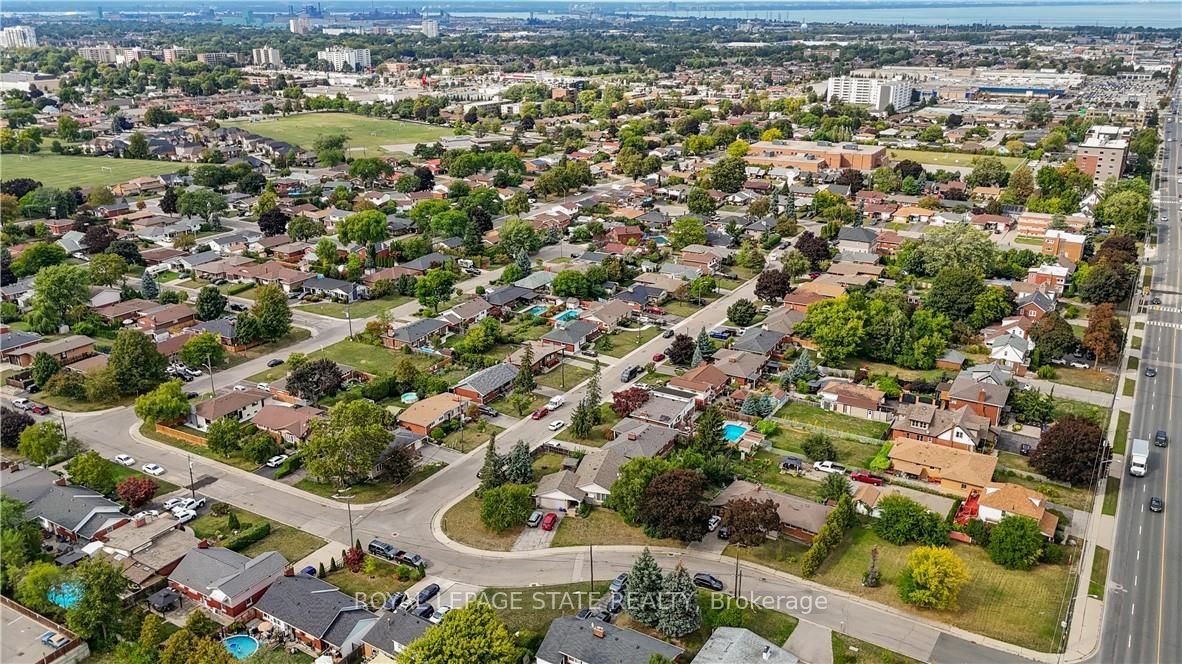 23 Centennial Parkway S, Hamilton, ON L8G 2C1 photo 5