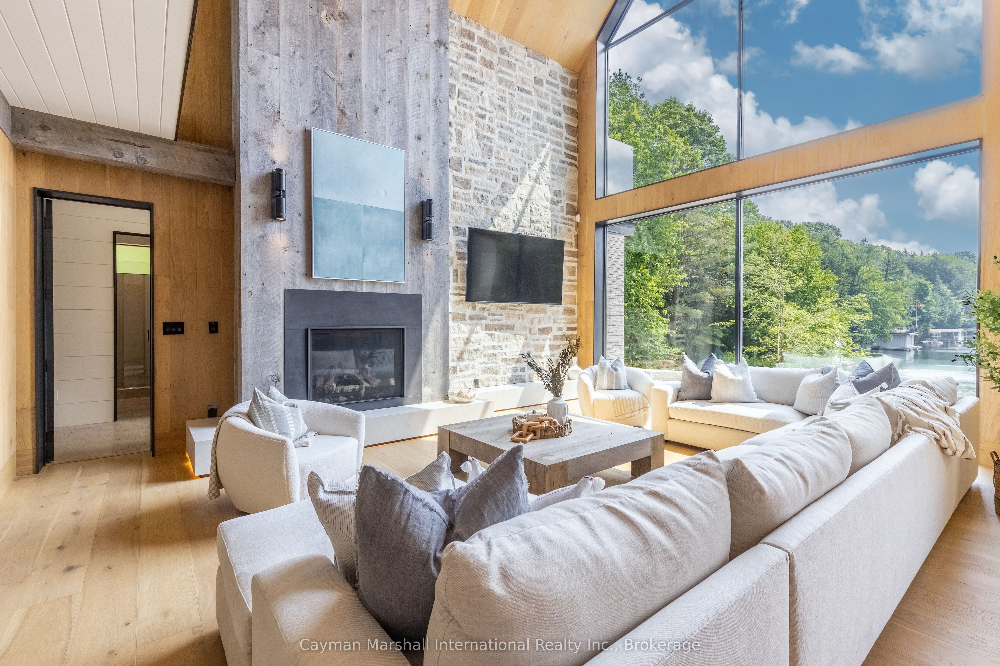 1002 Murphy Road, Muskoka Lakes, ON P0C 1H0 photo 5