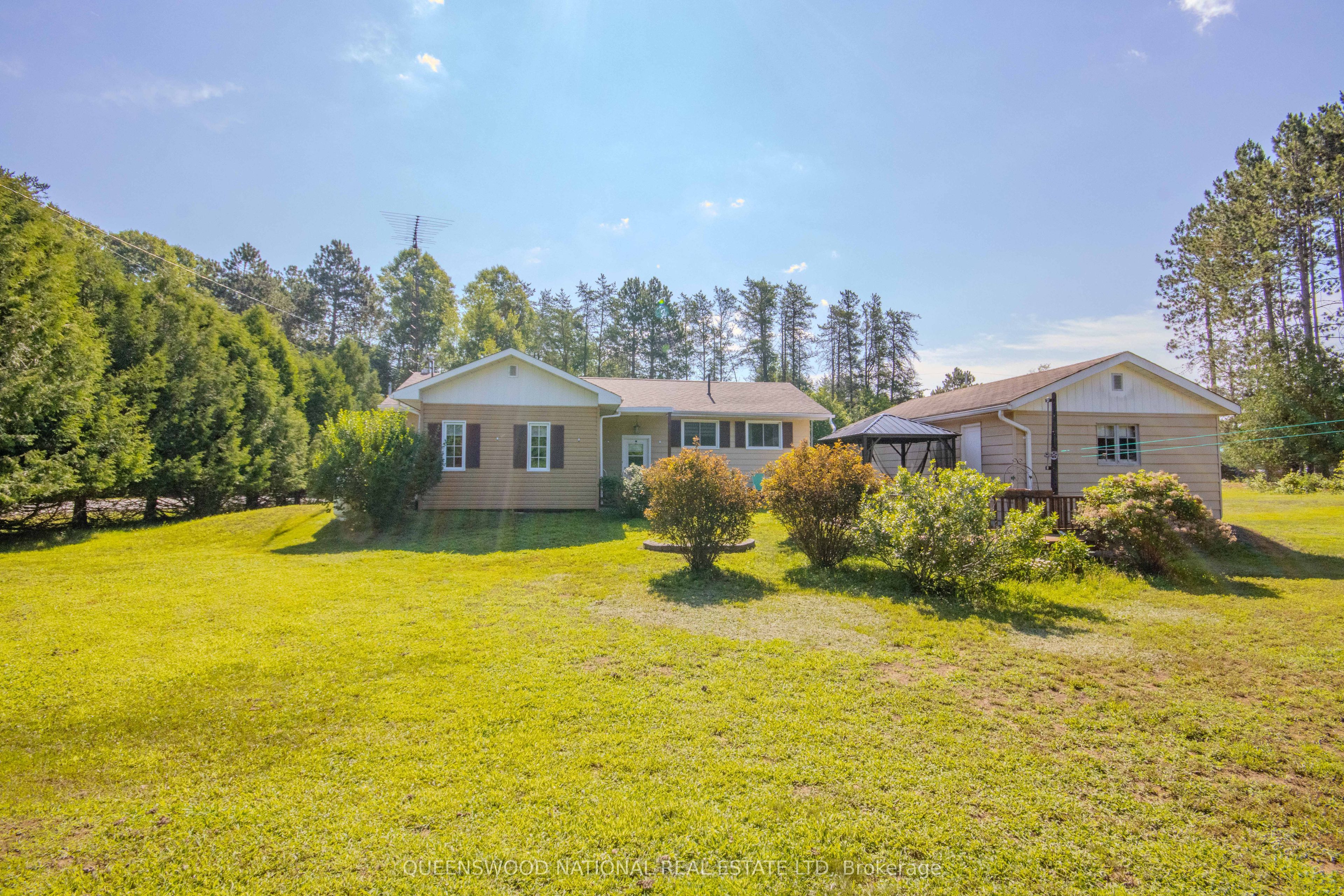 121 Sandhill Drive, Madawaska Valley, ON K0J 1B0 photo 2