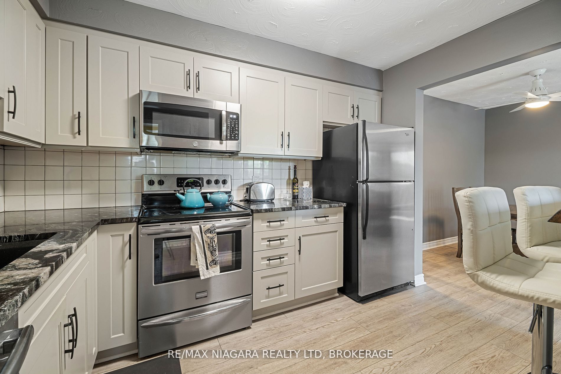 78 Welland Street N 302, Thorold, ON L2V 2C1 photo 2