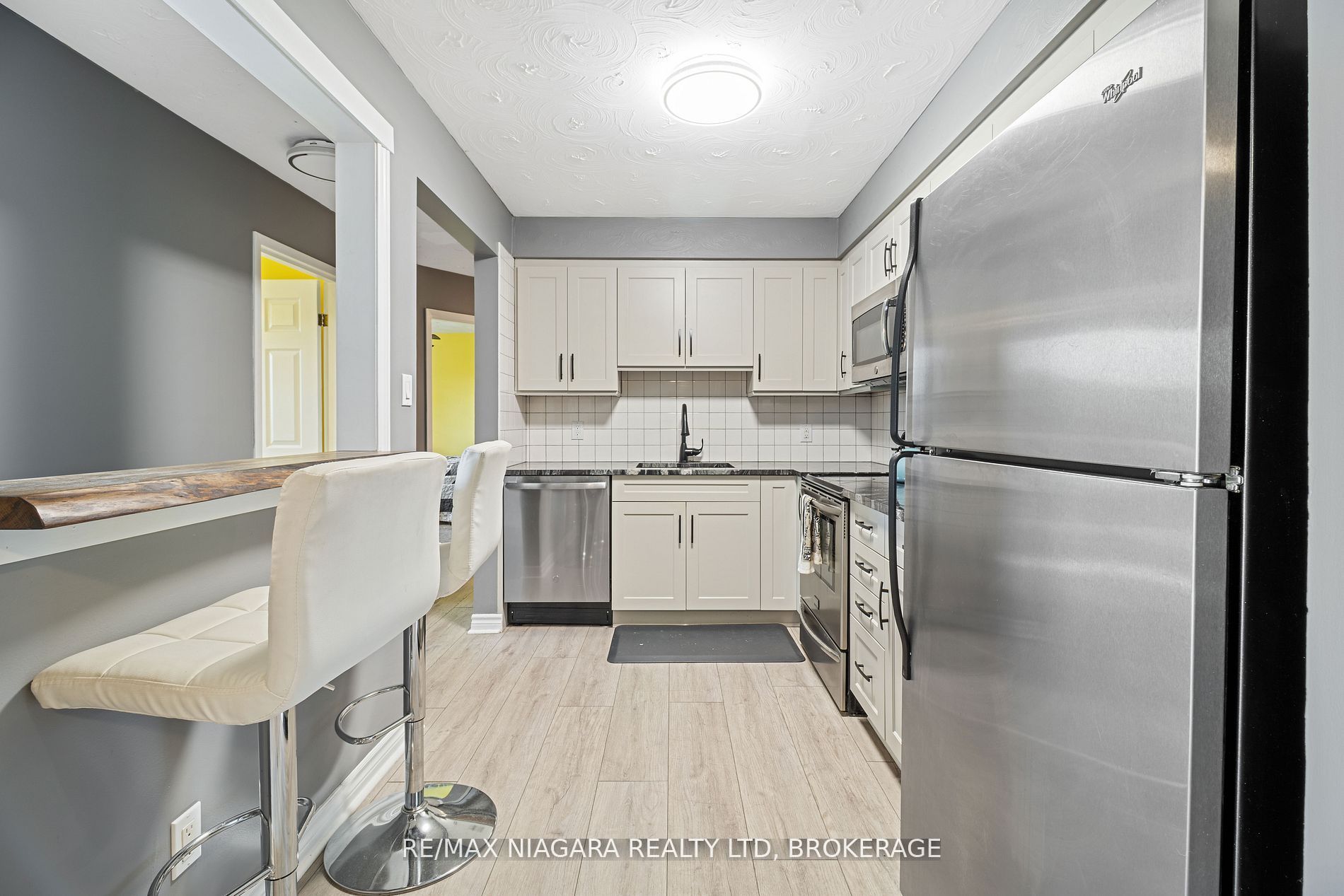 78 Welland Street N 302, Thorold, ON L2V 2C1 photo 3