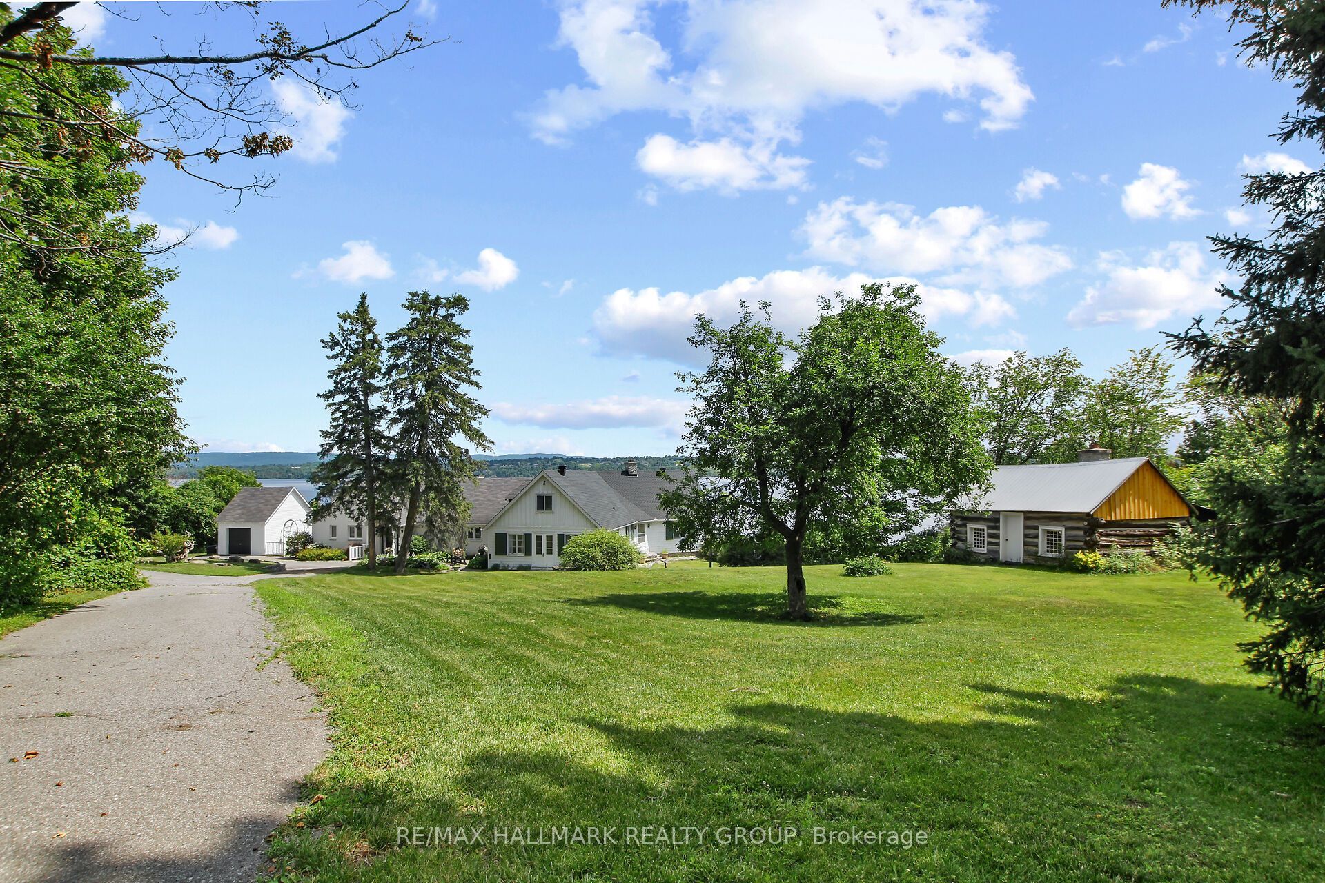 350 Berry Side Road, Kanata, ON K0A 1T0 photo 2