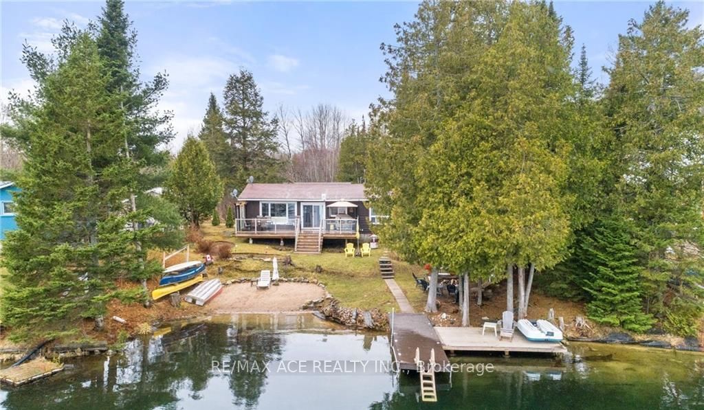 1440 Clement Lake Road, Highlands East, ON K0L 3C0