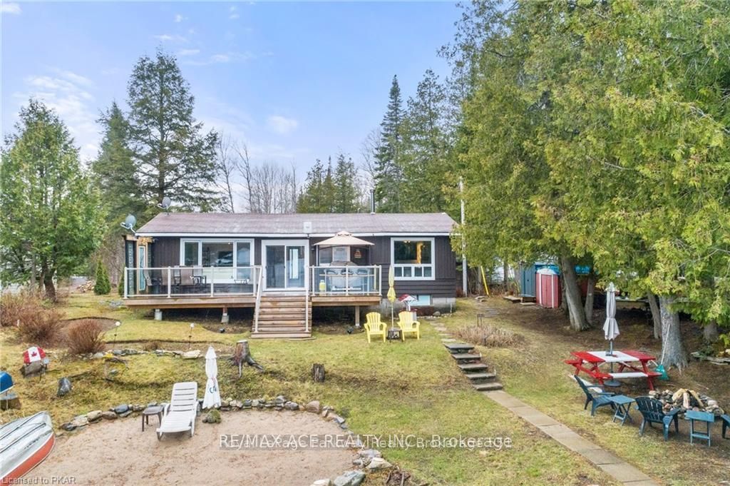 1440 Clement Lake Road, Highlands East, ON K0L 3C0 photo 2