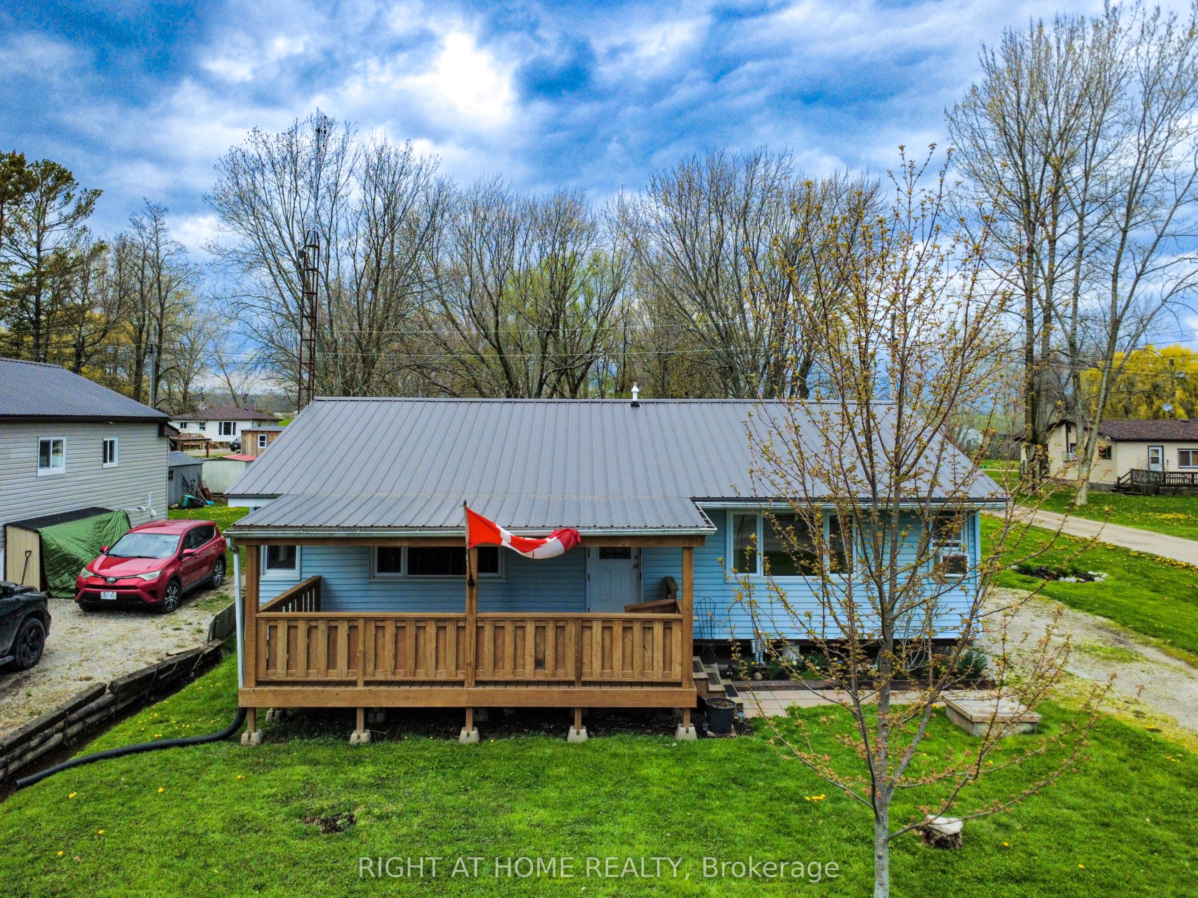 21 Lakeview Lane, Haldimand, ON N0A 1P0