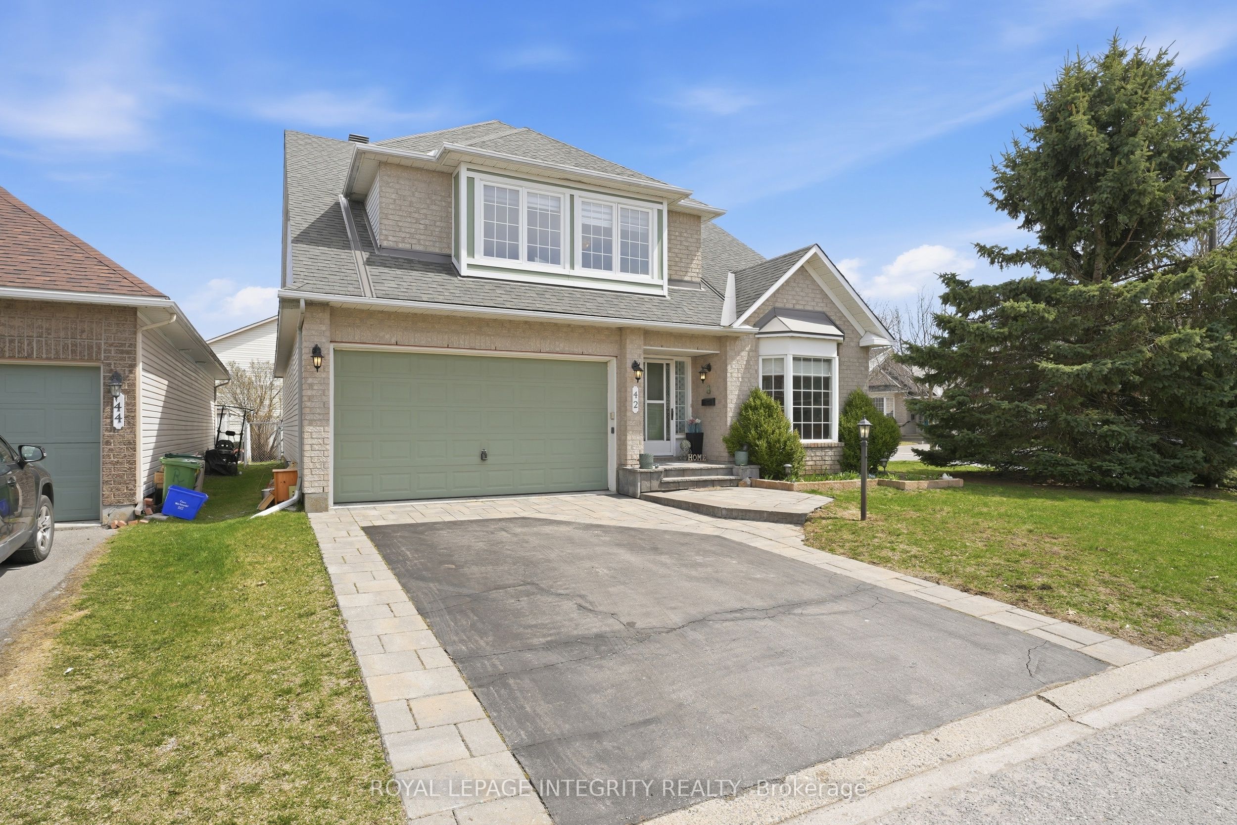 42 Settler's Ridge Way, Barrhaven, ON K2J 4V2 photo 3