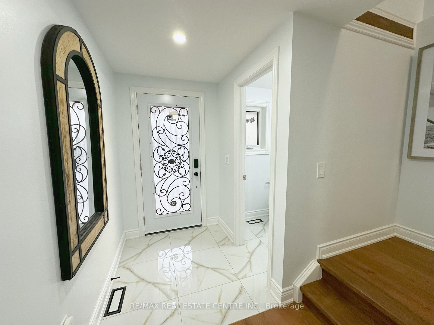 498 BANKSIDE Drive, Kitchener, ON N2N 3J3 photo 3