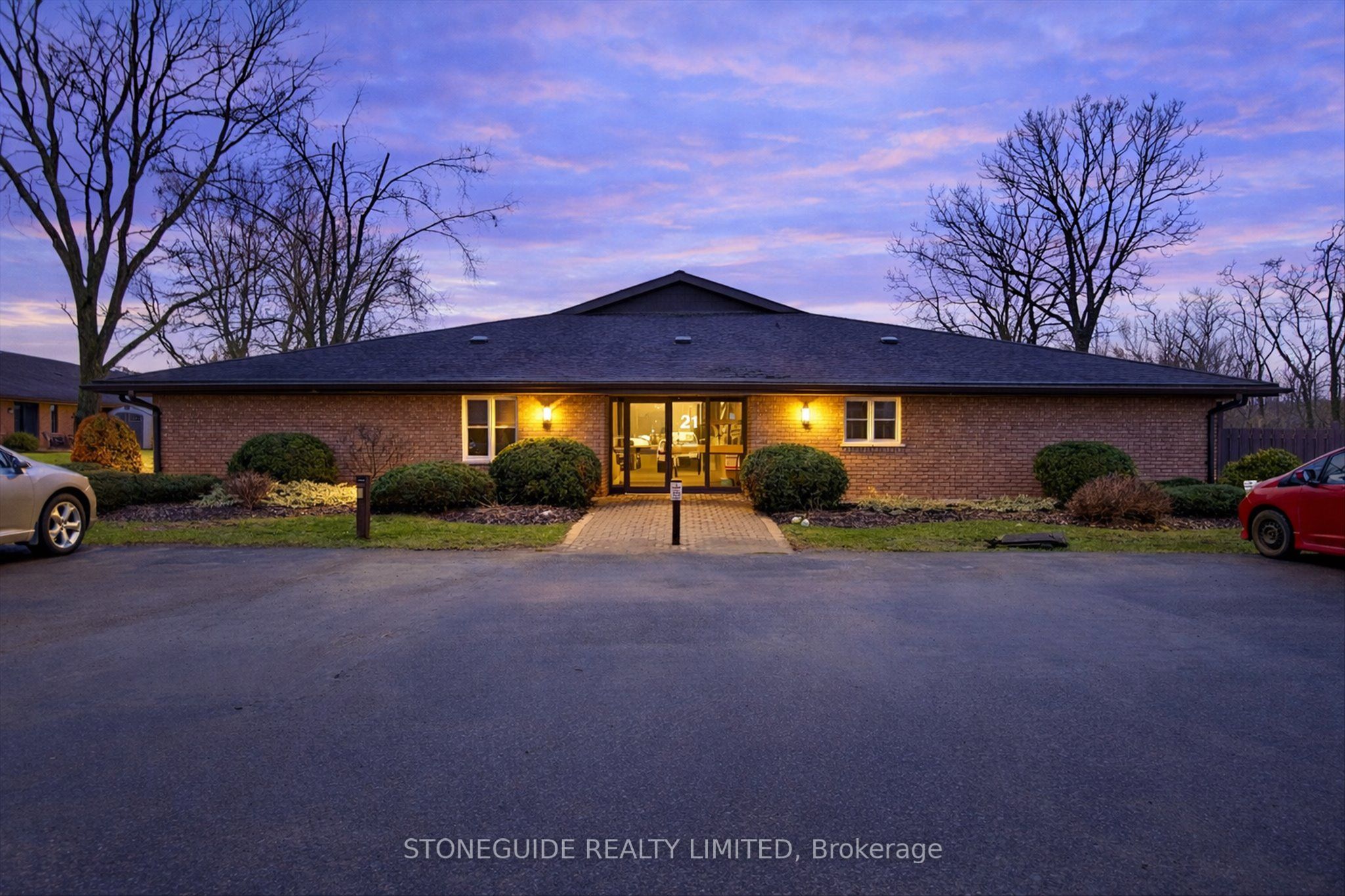 963 Armour Road 10, Peterborough, ON K9H 7H2 photo 3