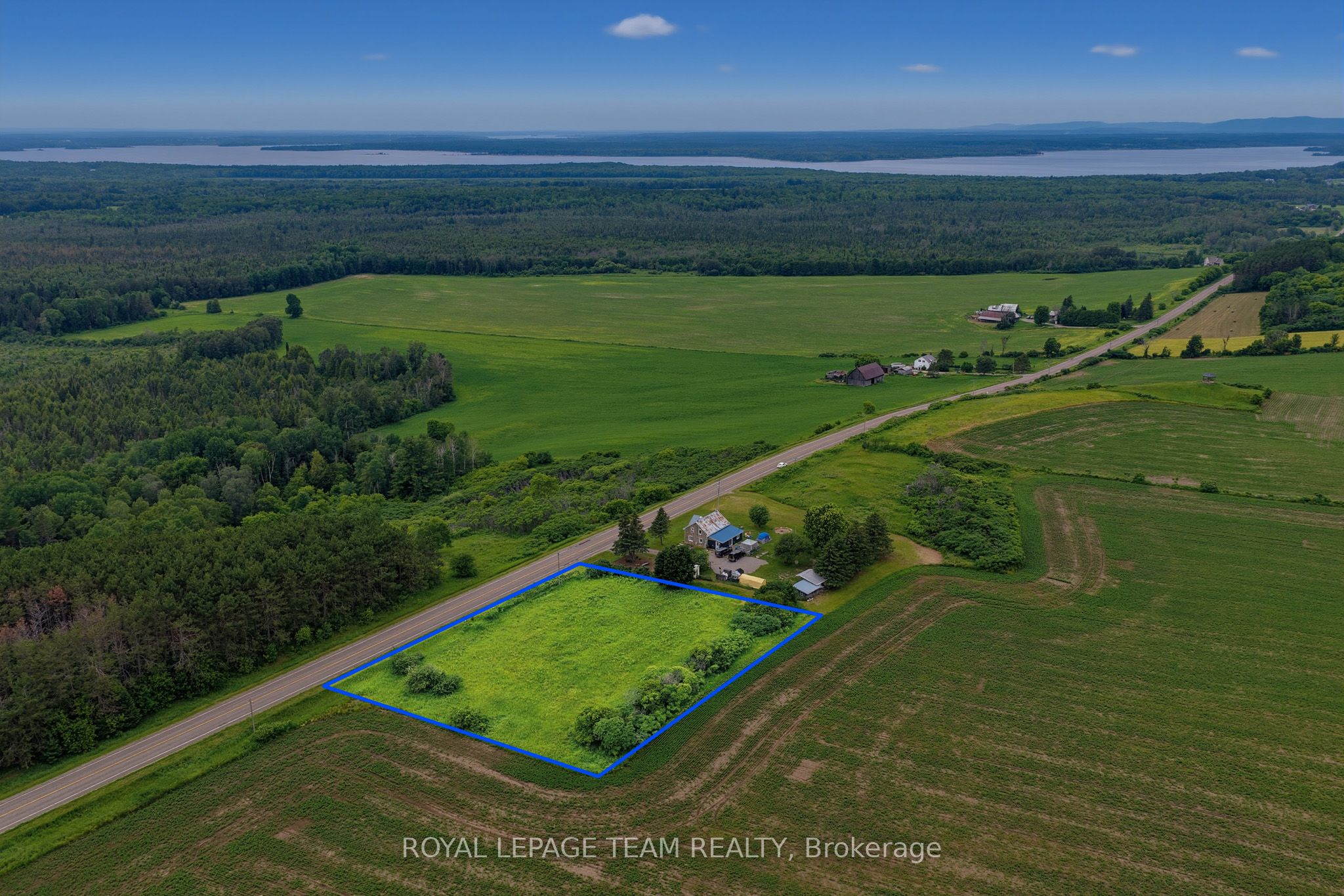 000 LOOKOUT Road, Whitewater Region, ON K0J 2L0 photo 5