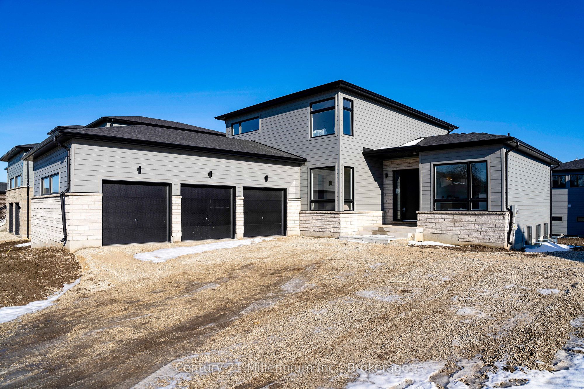116 SLADDEN Court, Blue Mountains, ON N0H 2P0 photo 2