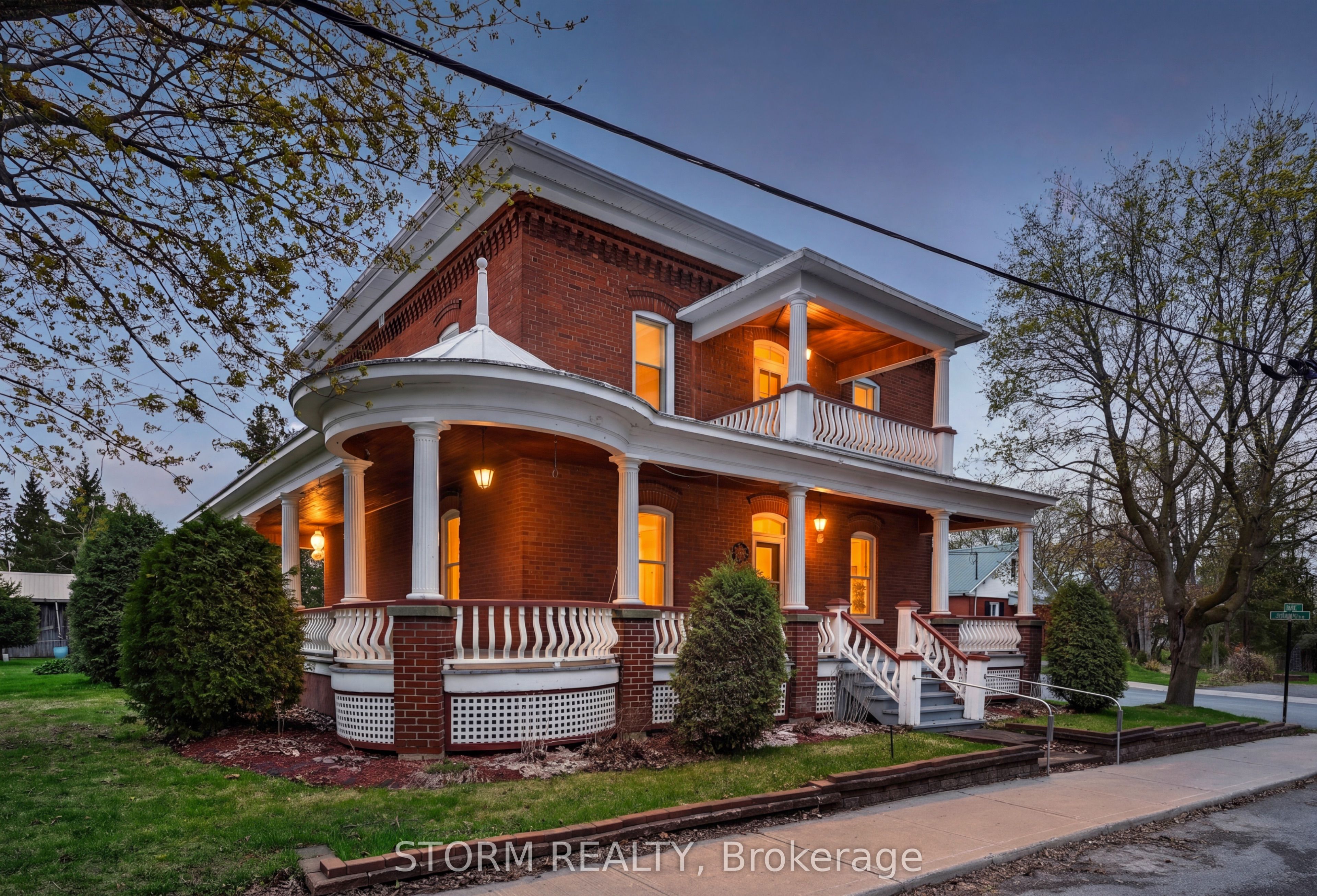 8 Church Street, North Glengarry, ON K0C 1T0