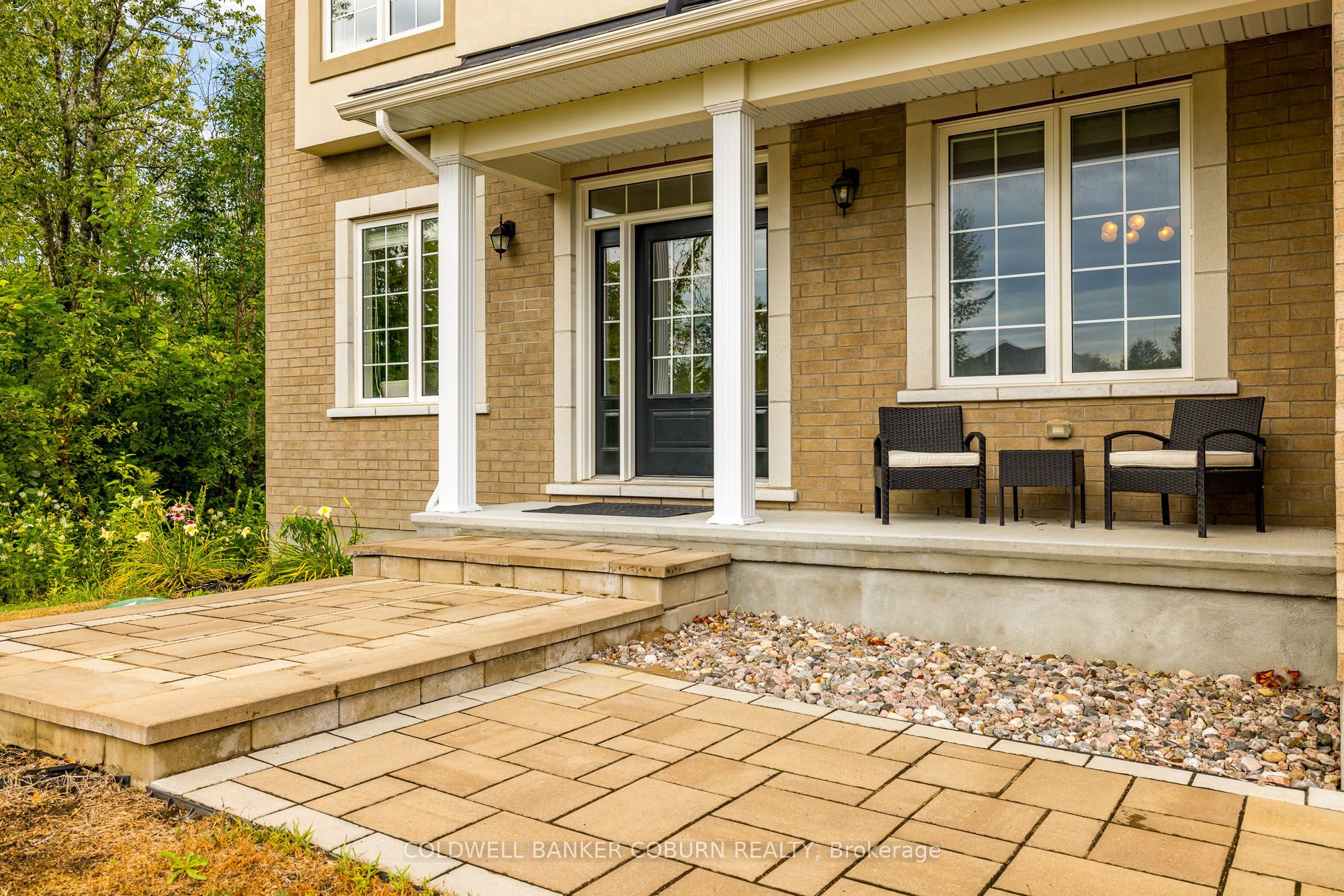 549 Osmond Daley Drive, Carp - Huntley Ward, ON K0A 1L0 photo 2