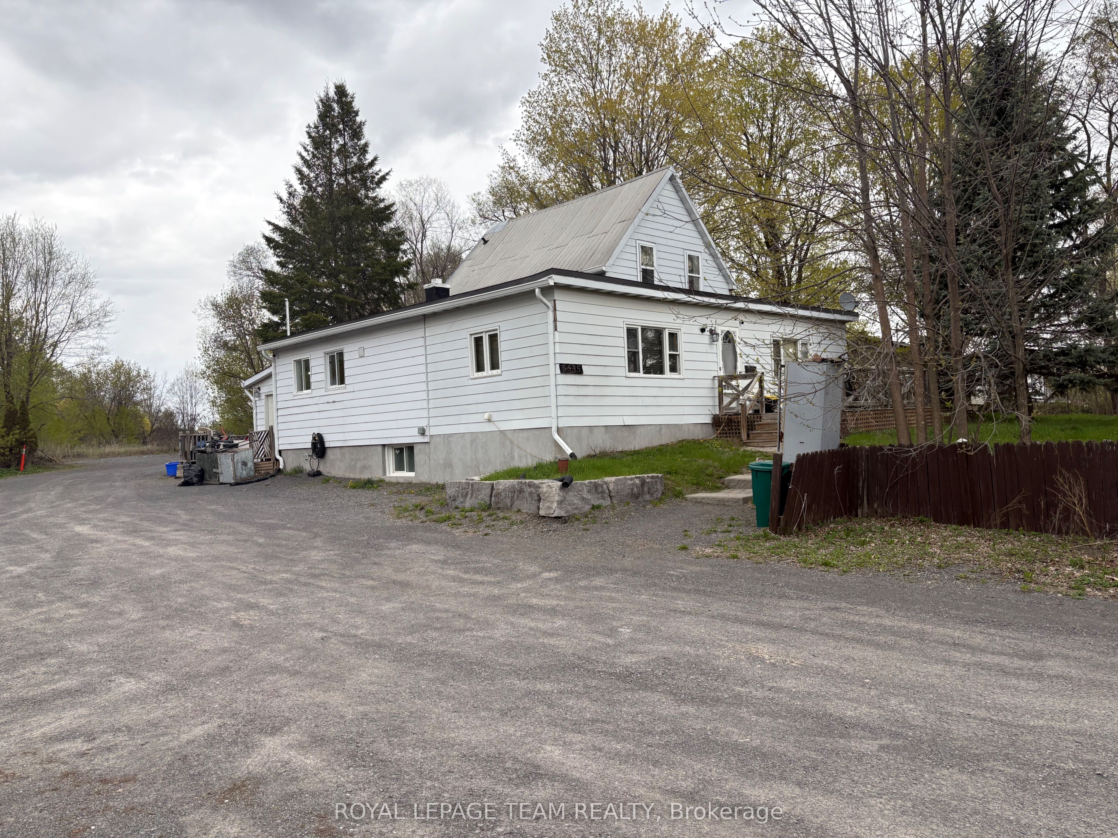 5535 Mitch Owens Road N, Blossom Park - Airport and Area, ON K1X 1C2 photo 2