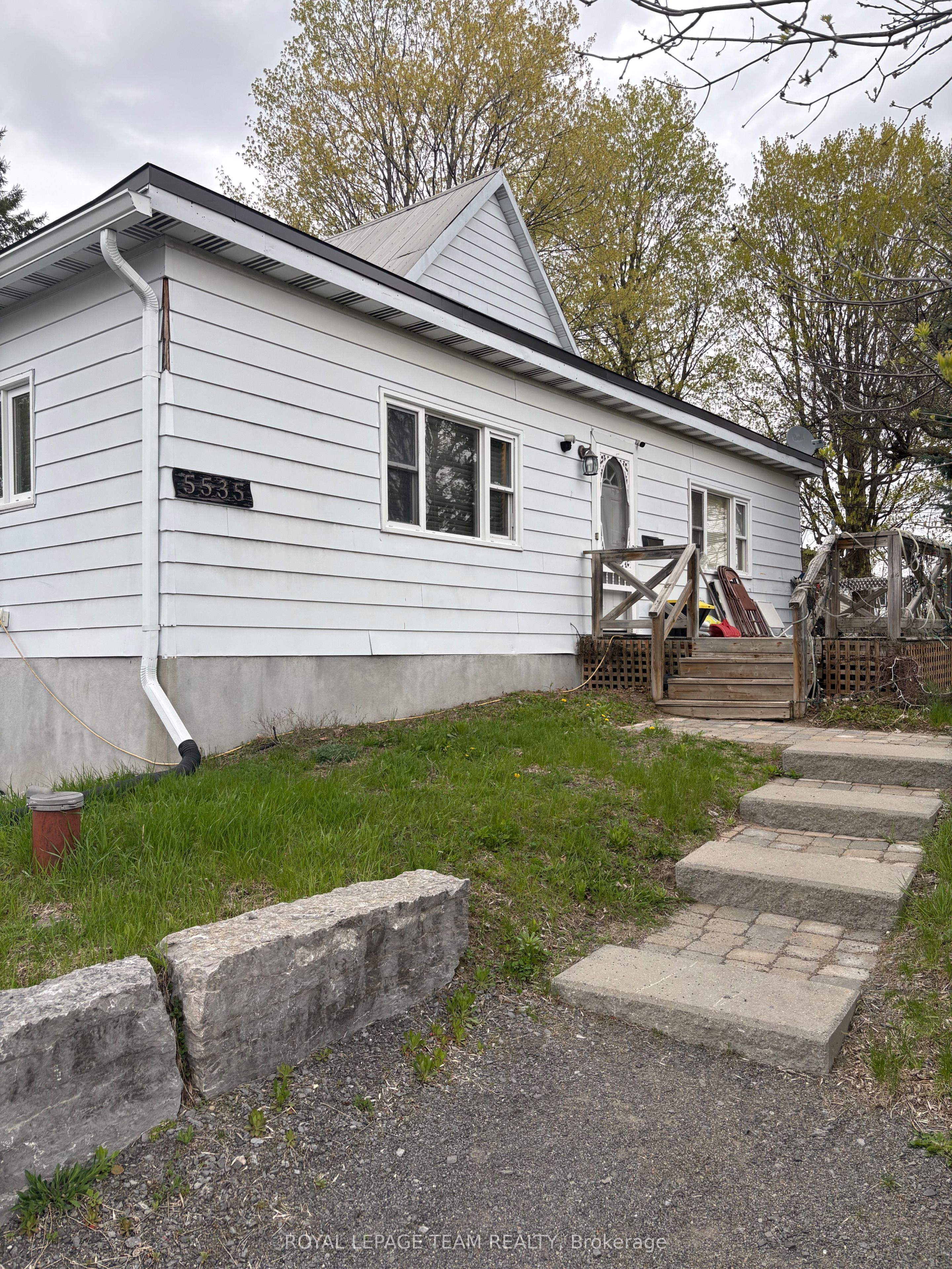 5535 Mitch Owens Road N, Blossom Park - Airport and Area, ON K1X 1C2 photo 5