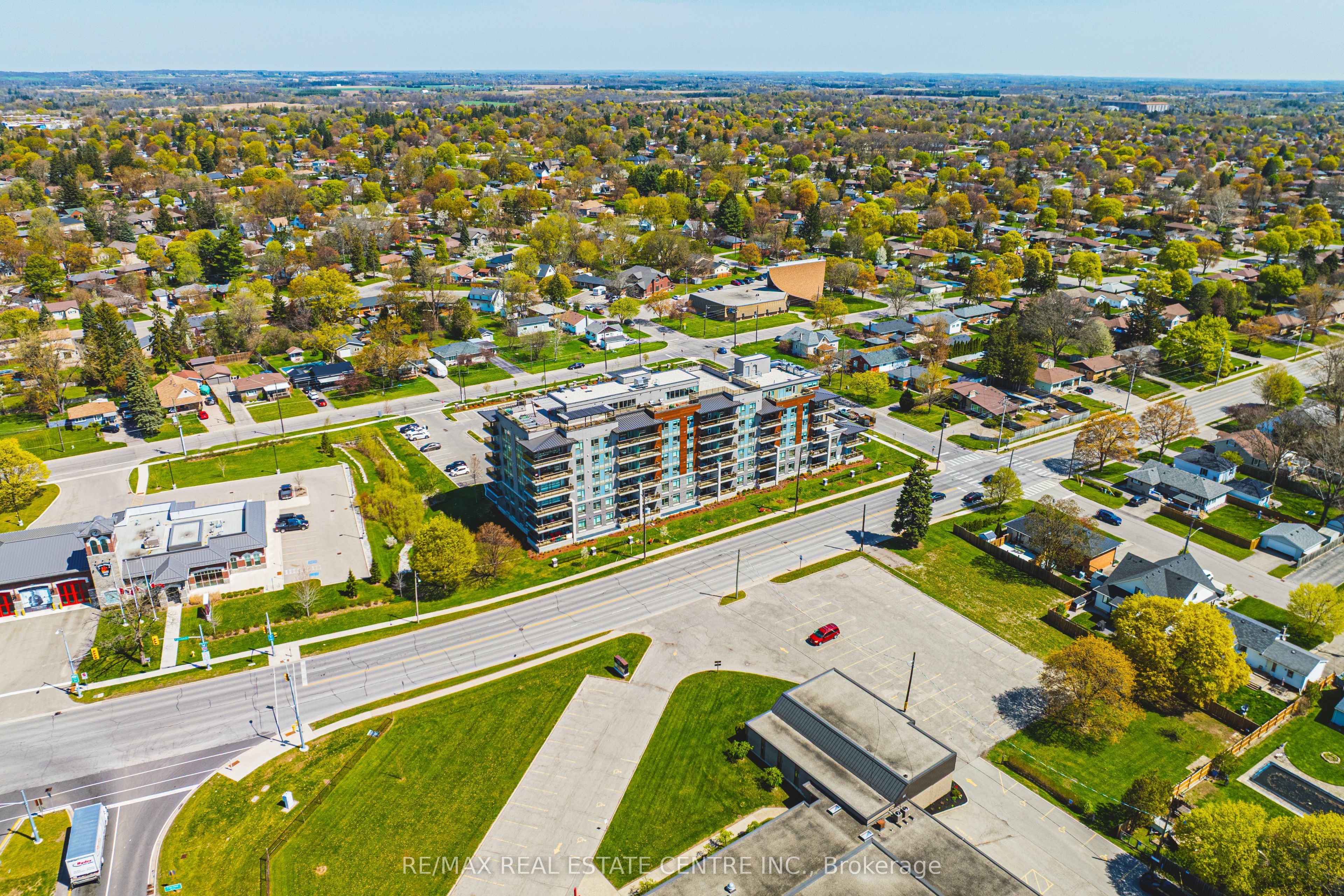 34 Norman Street 111, Brantford, ON N3R 2Y1