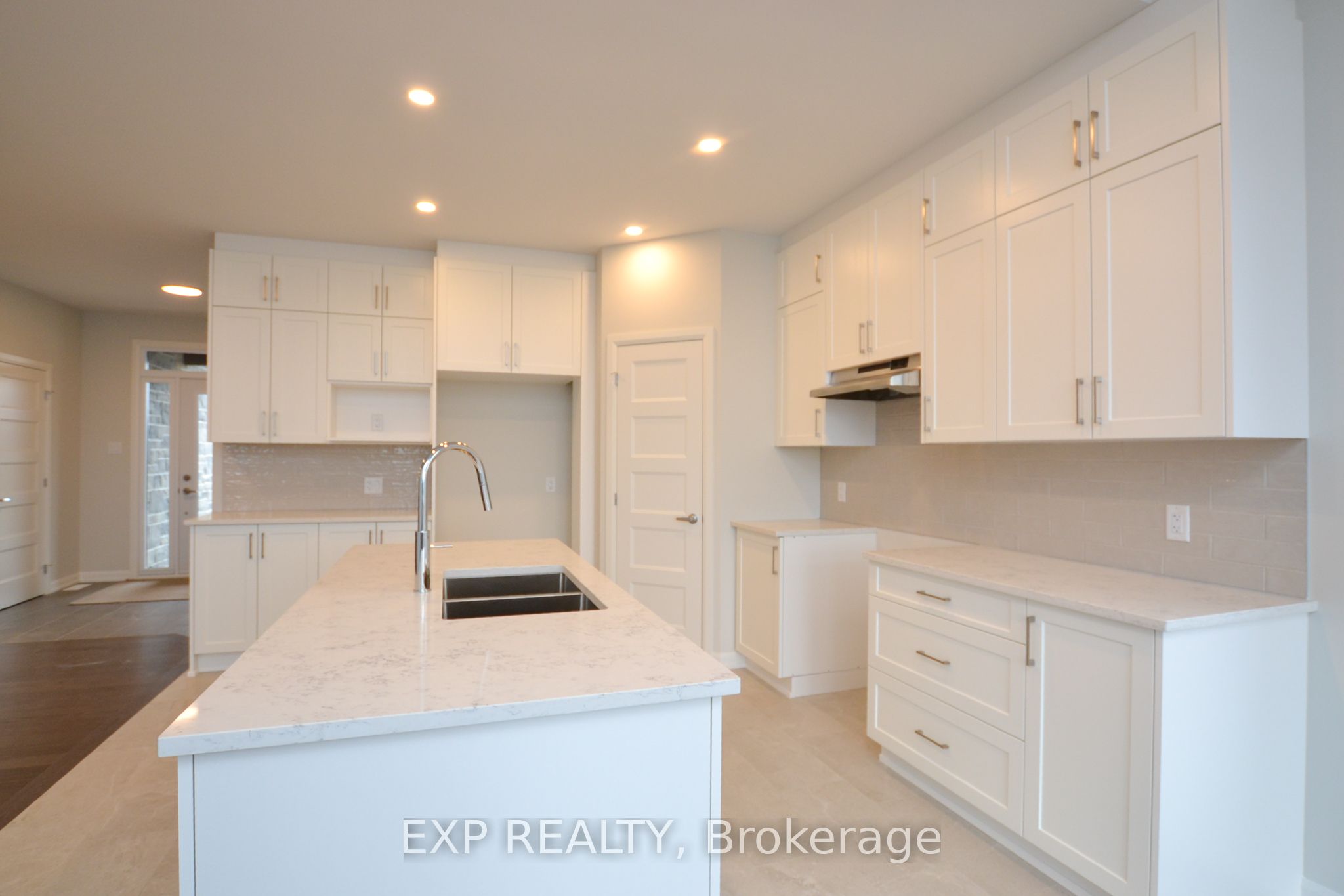 310 Turquoise Street, Clarence-Rockland, ON K4K 0L5 photo 5