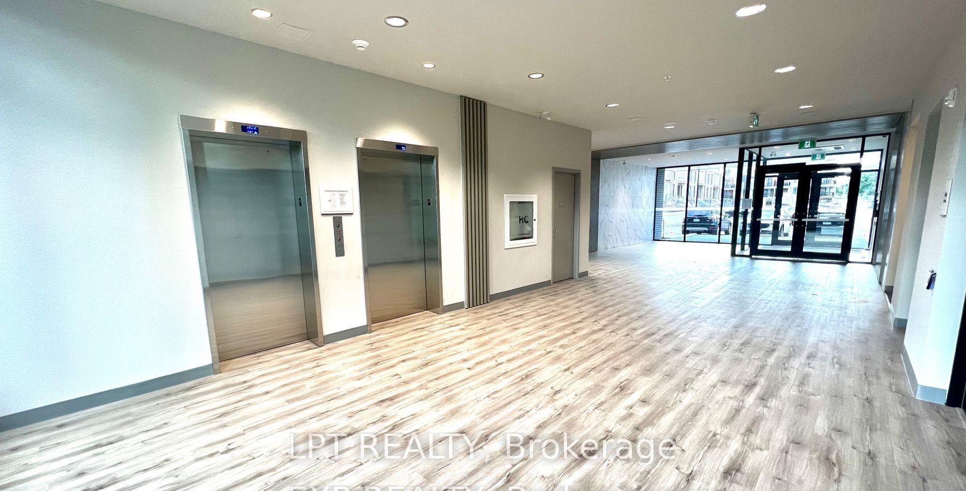 103 Roger Street 415, Waterloo, ON N2J 0G2 photo 3