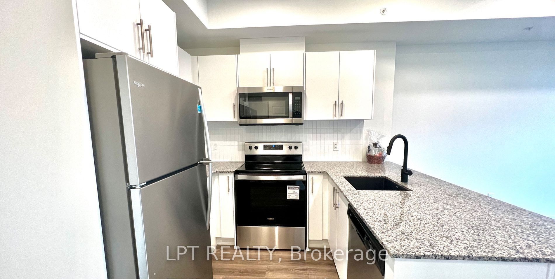 103 Roger Street 415, Waterloo, ON N2J 0G2 photo 5