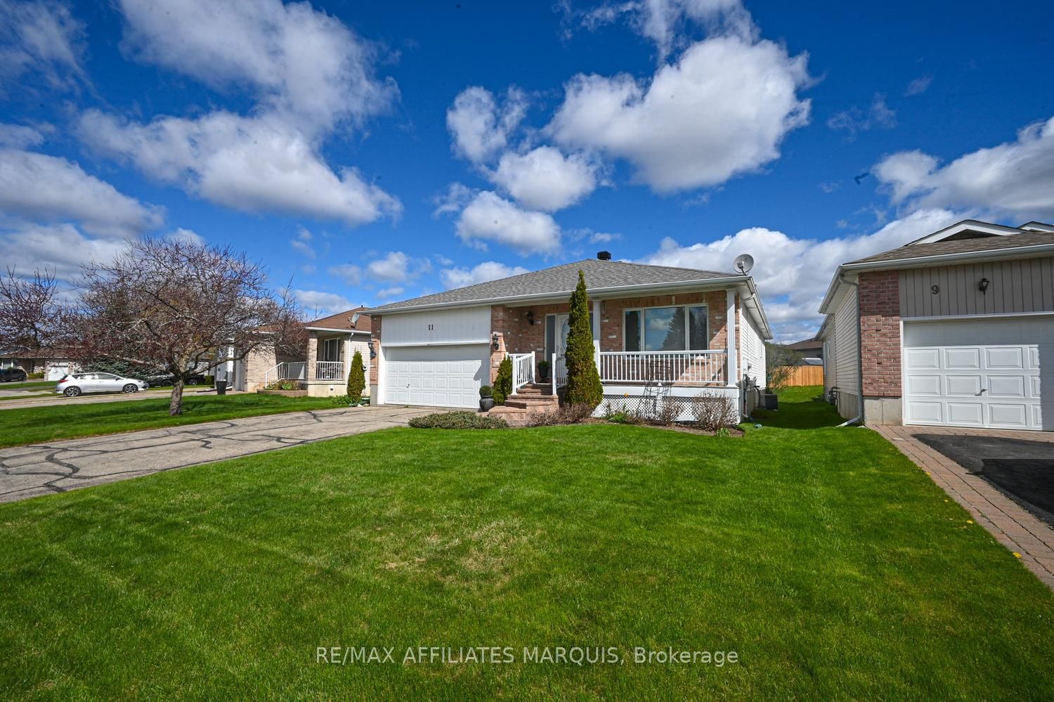 11 Decaria Boulevard, Perth, ON K7H 3P6 photo 3