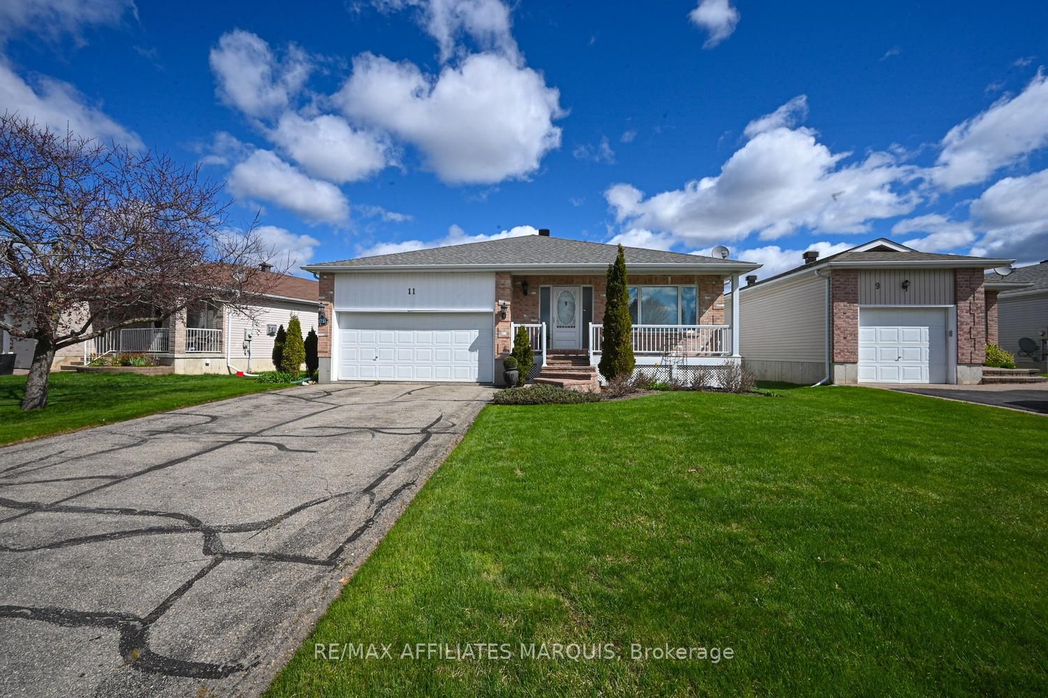 11 Decaria Boulevard, Perth, ON K7H 3P6 photo 4