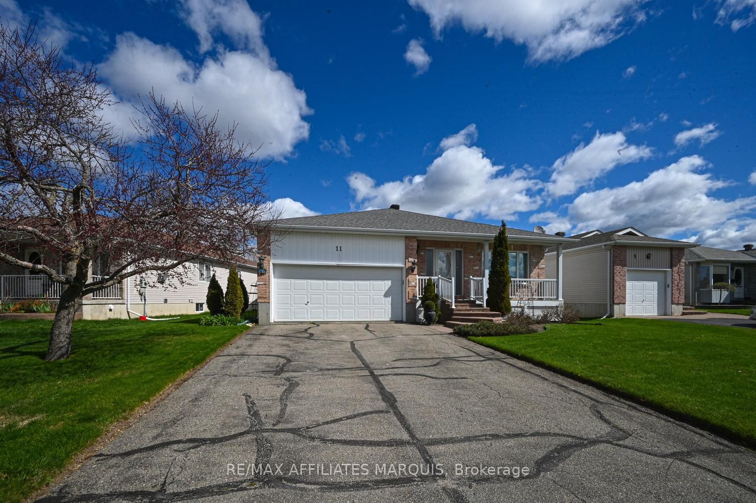 11 Decaria Boulevard, Perth, ON K7H 3P6 photo 5