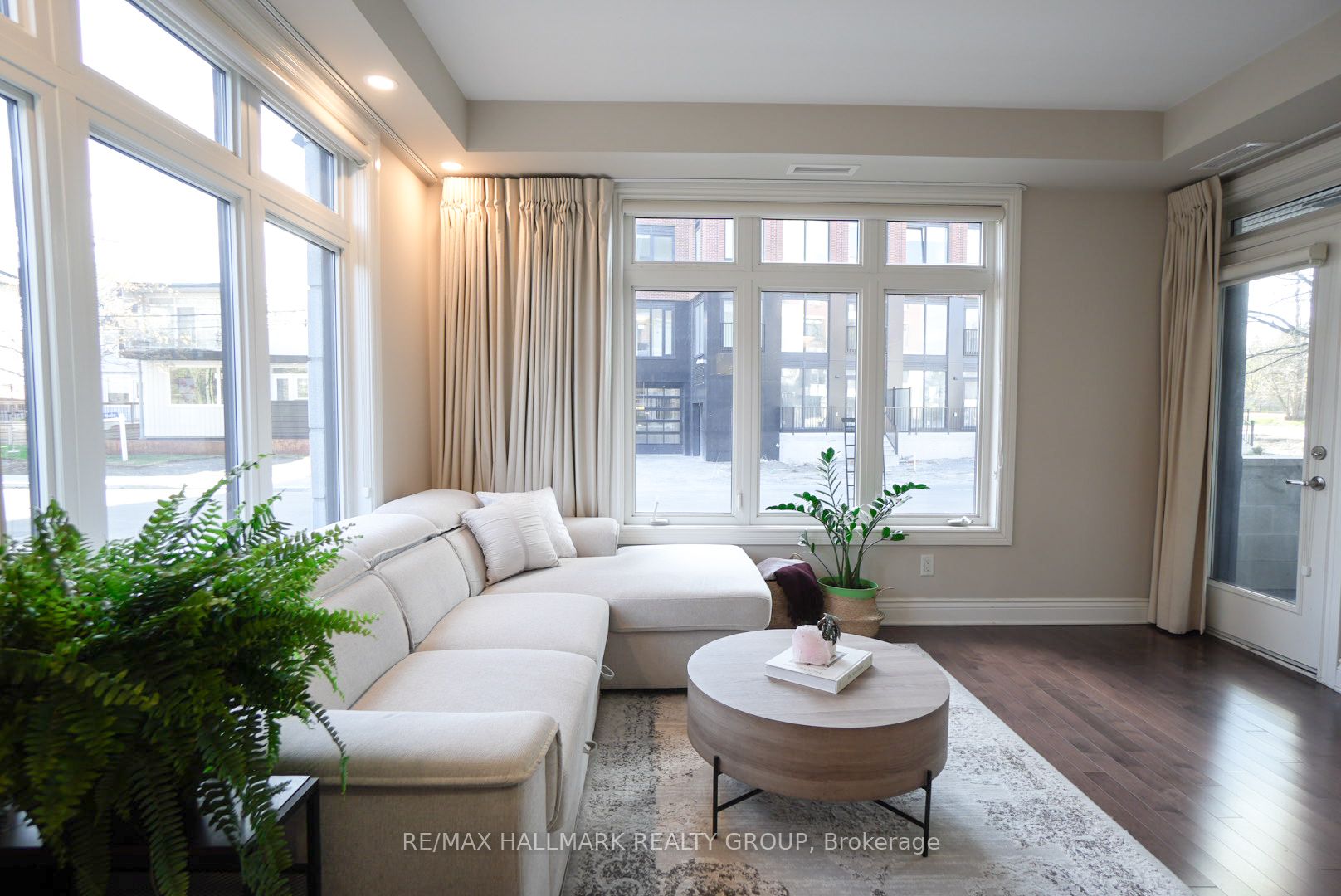 323 Winona Avenue 108, Westboro - Hampton Park, ON K1Z 5H3 photo 4