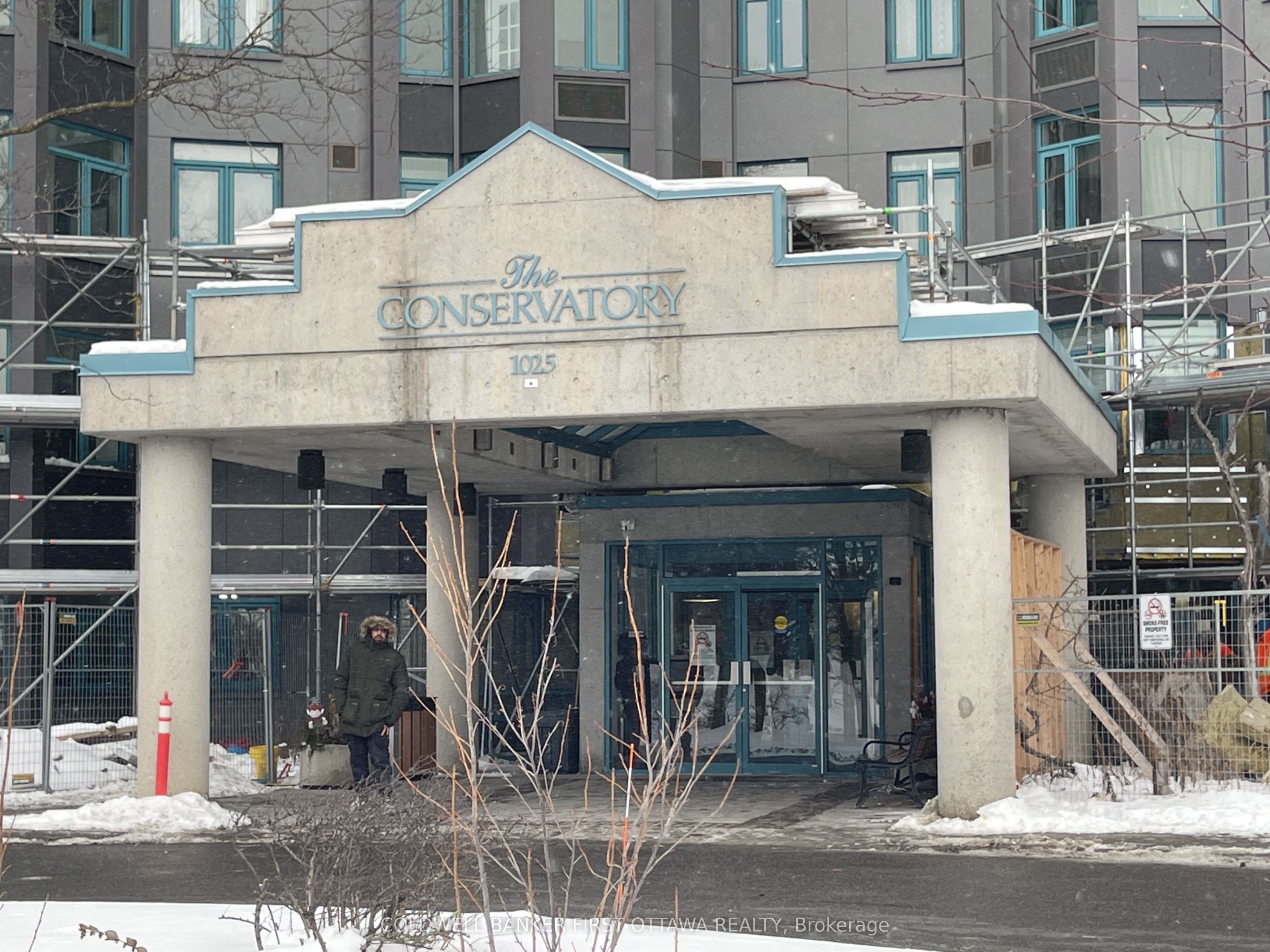 1025 Grenon Avenue 901, Britannia Heights - Queensway Terrace N and Area, ON K2B 8S5