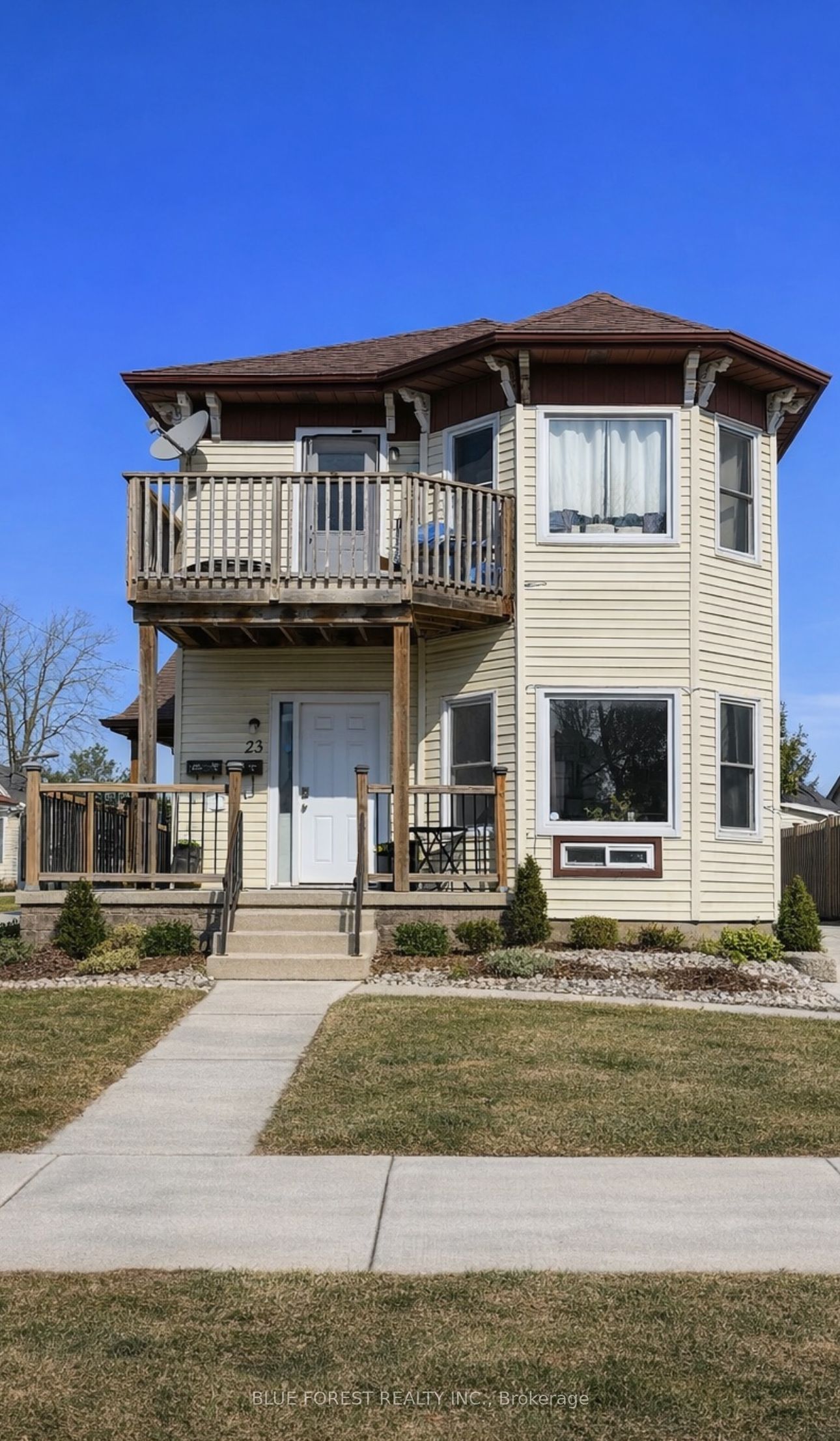 23 Barnes Street, St. Thomas, ON N5R 2V4