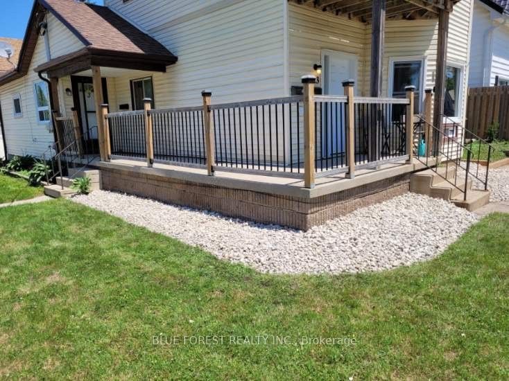 23 Barnes Street, St. Thomas, ON N5R 2V4 photo 3