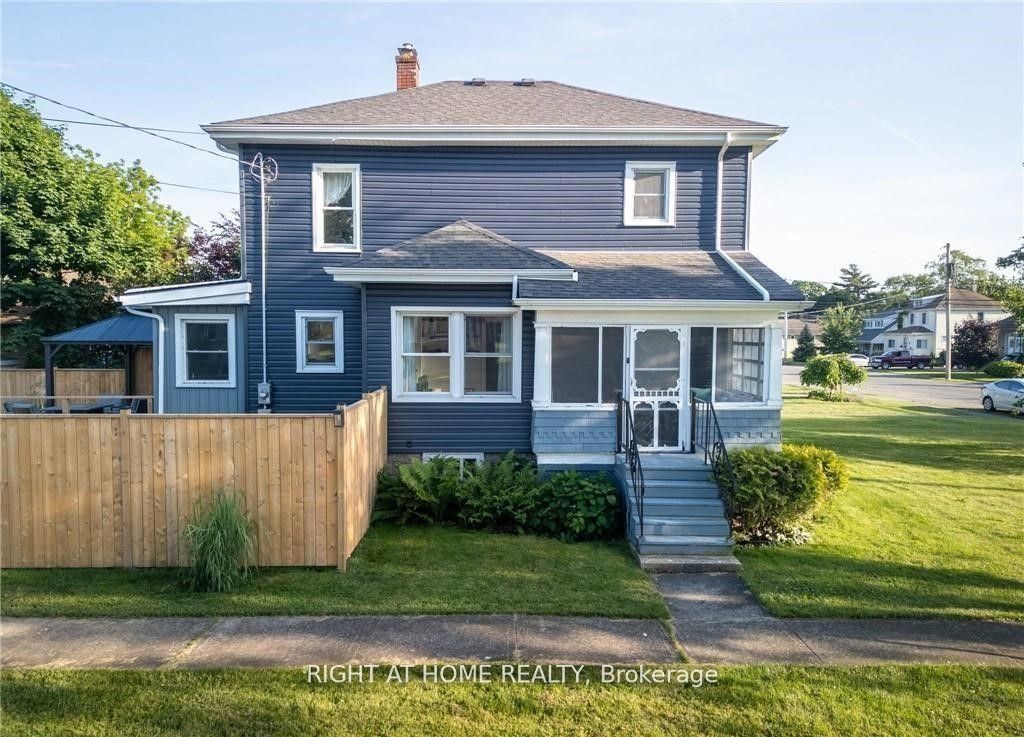 129 Forest Avenue, Port Colborne, ON L3K 5E5