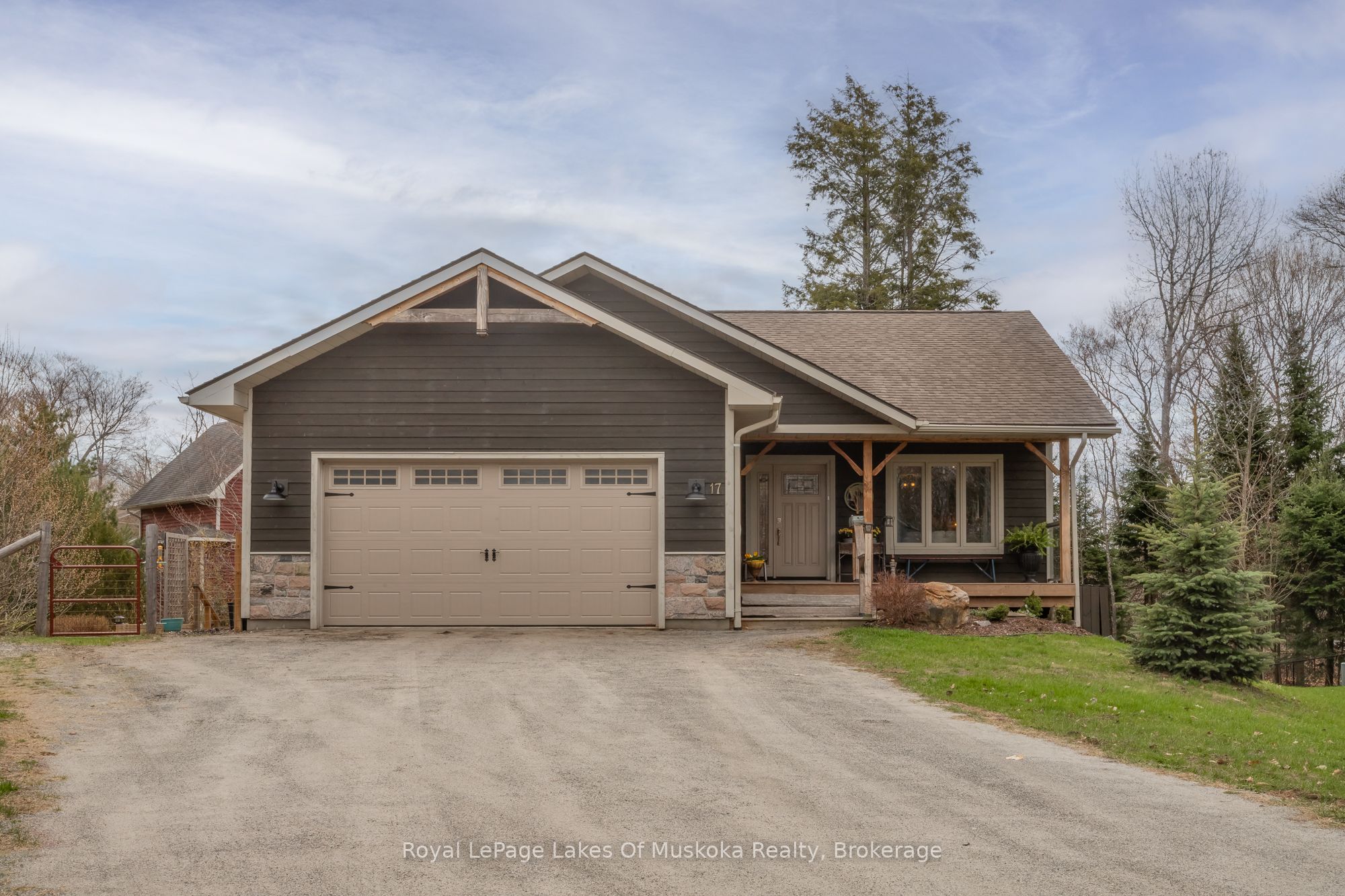 17 Hart Court, Huntsville, ON P1H 1T6 photo 2