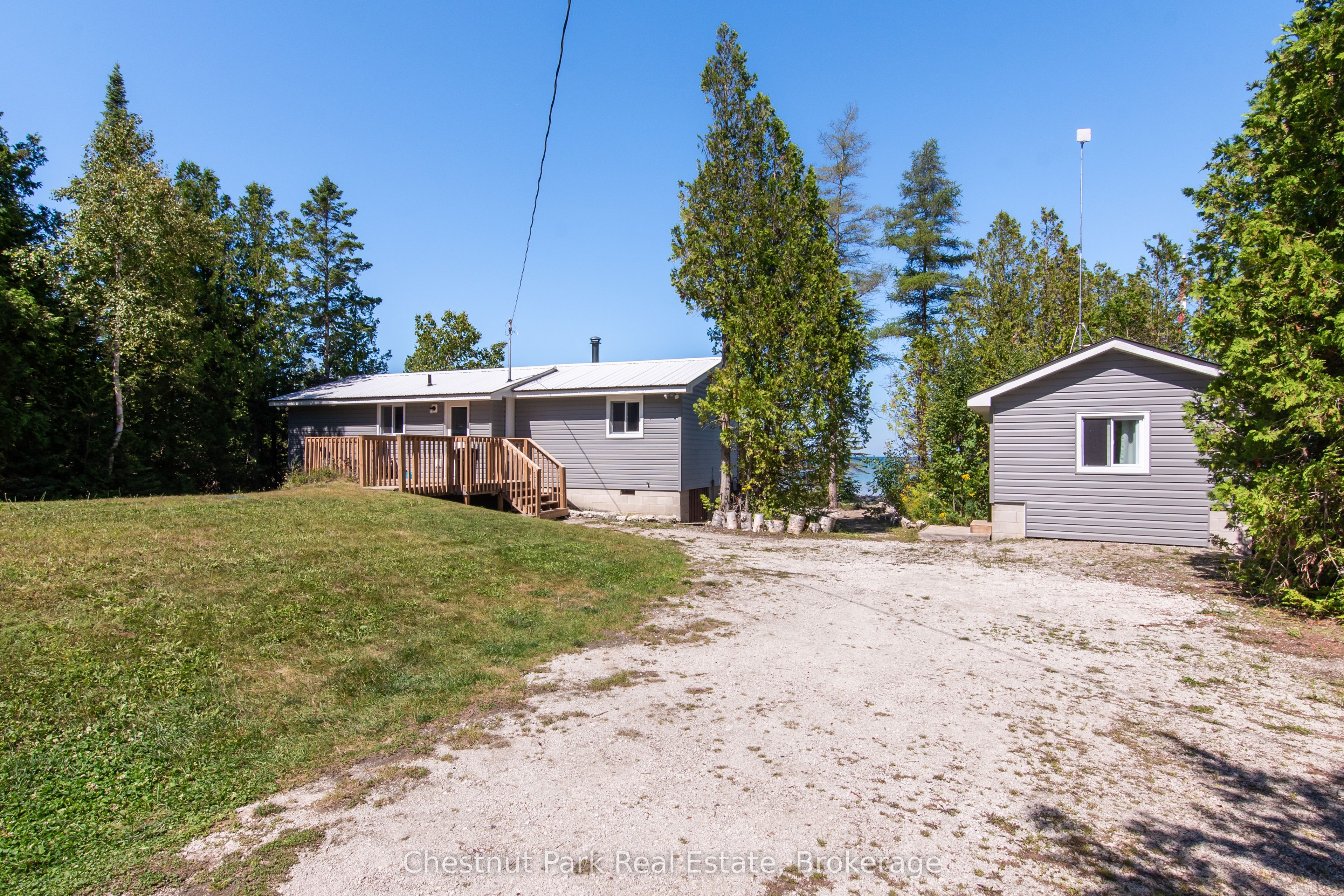 37 RONALD Street, Northern Bruce Peninsula, ON N0H 1X0 photo 4