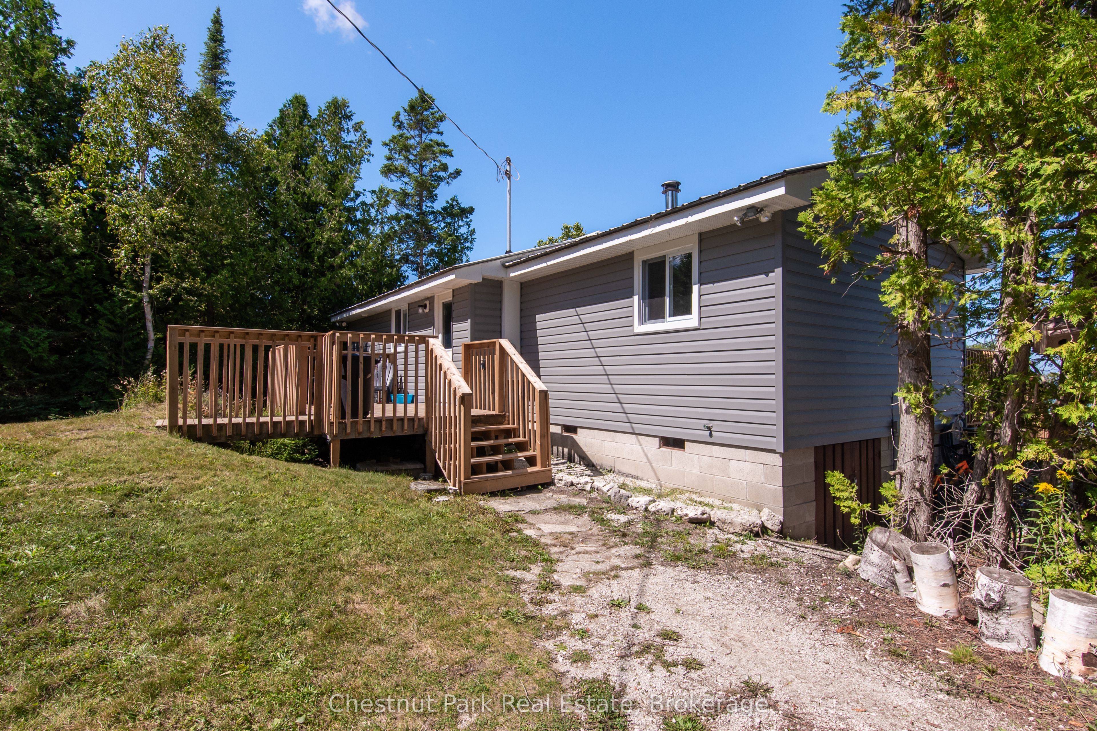 37 RONALD Street, Northern Bruce Peninsula, ON N0H 1X0 photo 5
