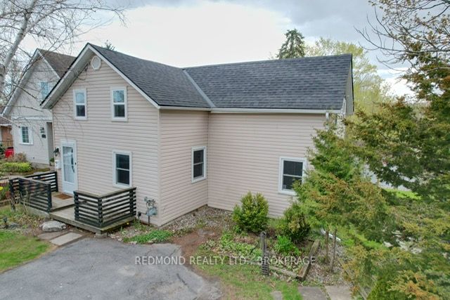 590 Queen Street, Gananoque, ON K7G 2B1