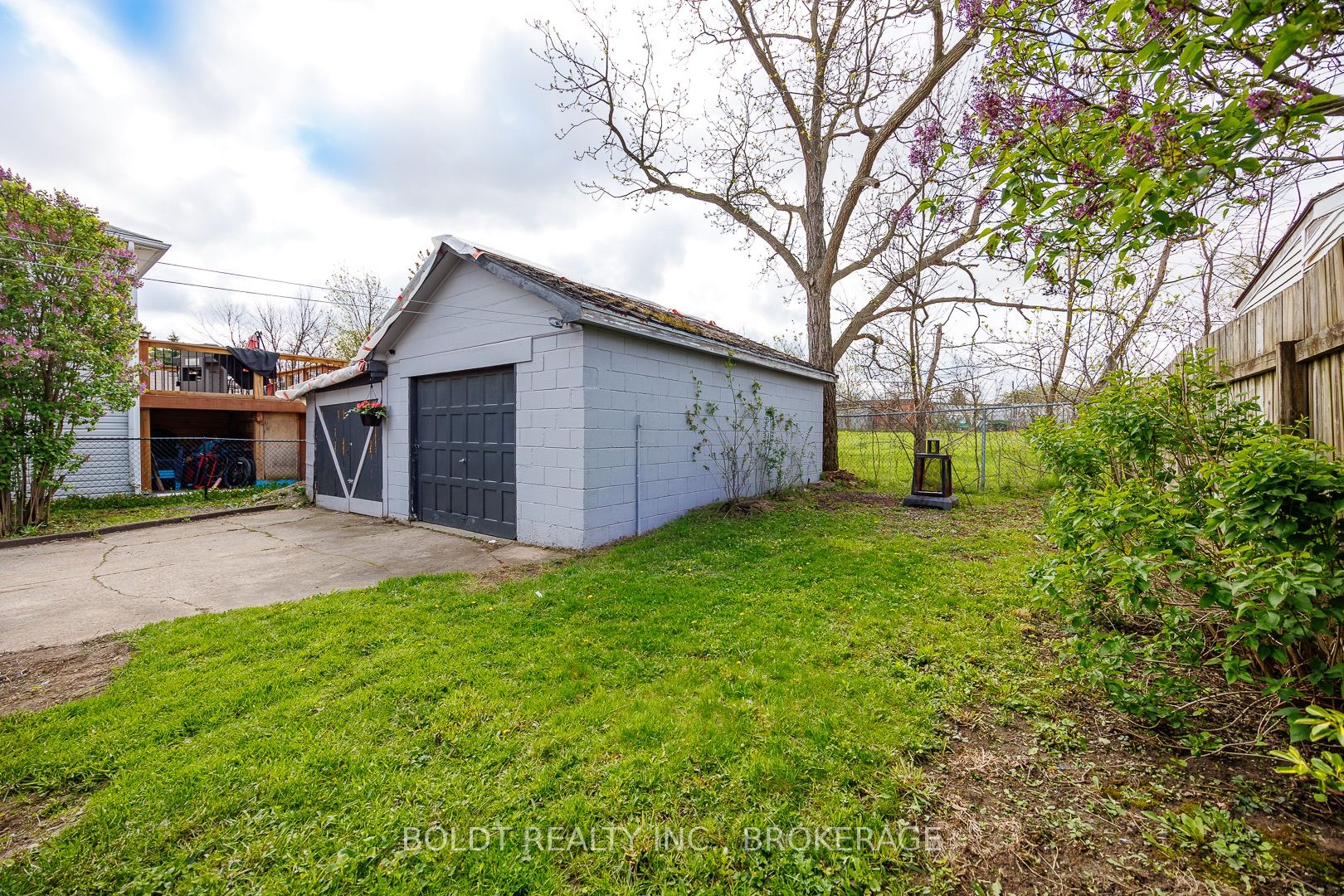 142 CLARA Street, Thorold, ON L2V 1K3 photo 5