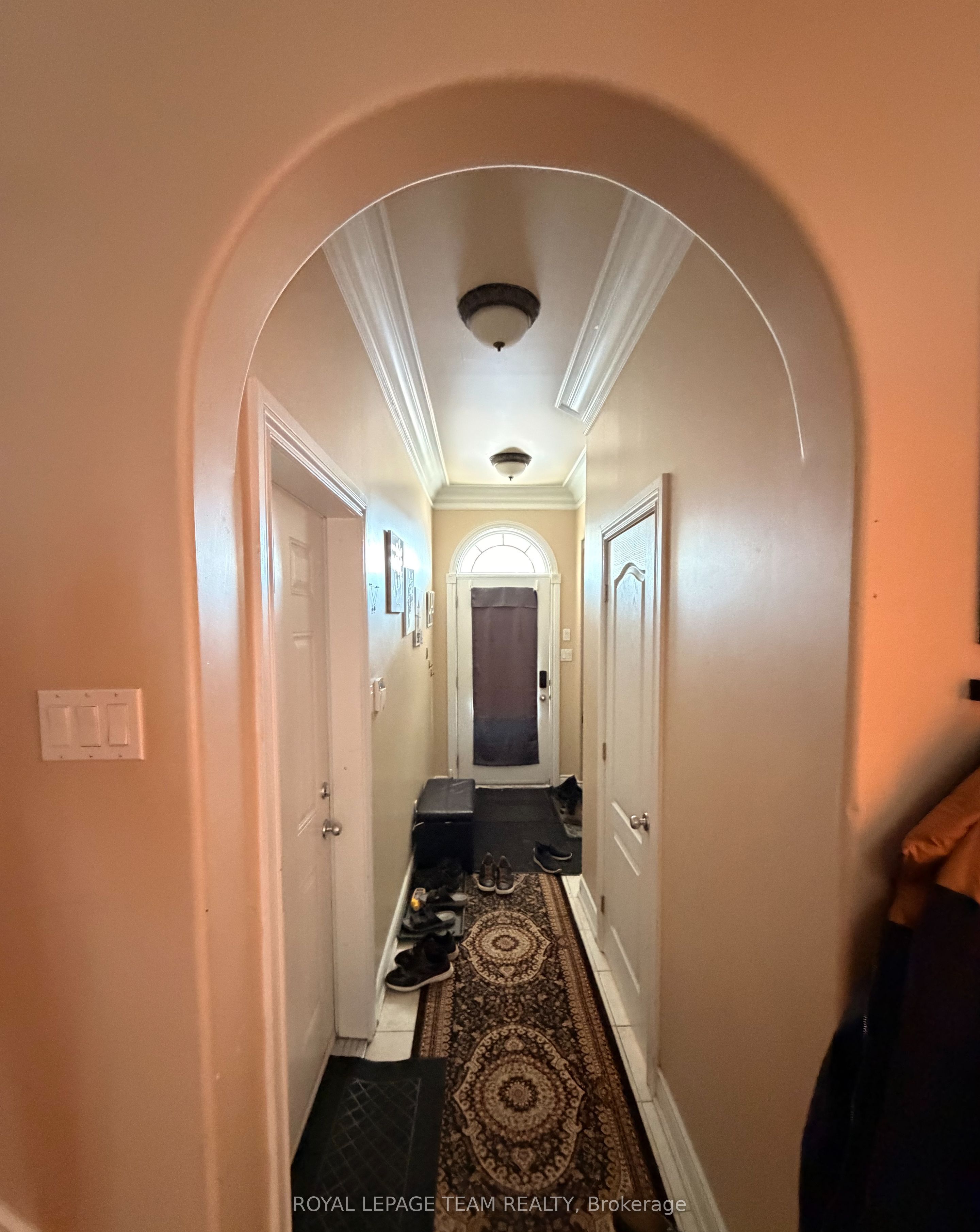 1221 Anoka Street, Hunt Club - South Keys and Area, ON K1V 6C5 photo 4