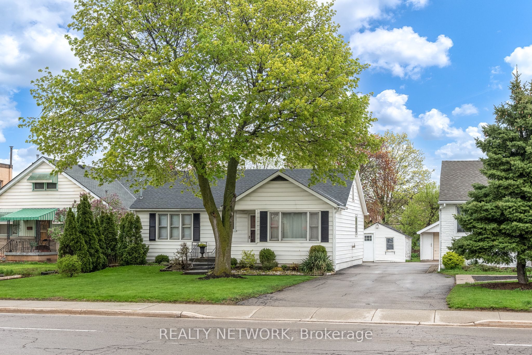 148 Gray Road, Hamilton, ON L8G 3V2 photo 3