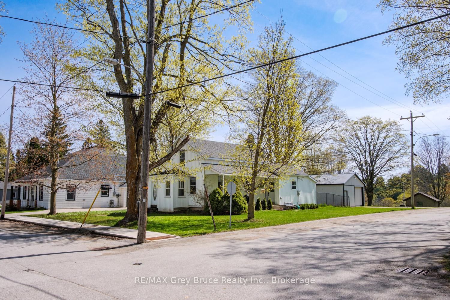 105 Main Street, Arran-Elderslie, ON N0H 2N0 photo 3