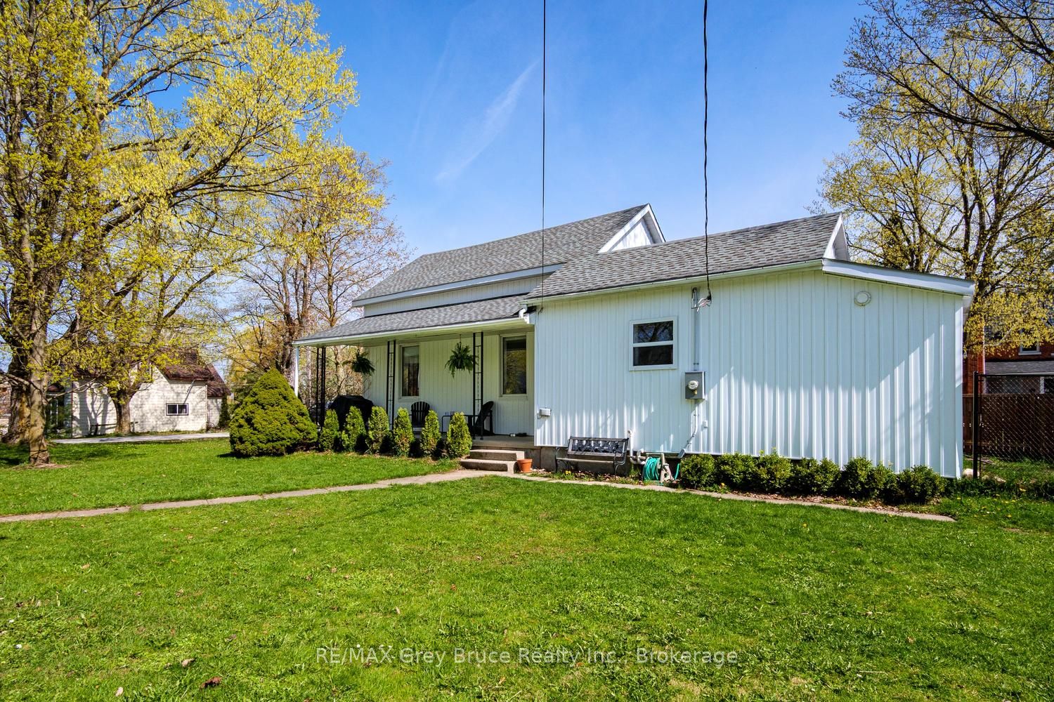 105 Main Street, Arran-Elderslie, ON N0H 2N0 photo 5
