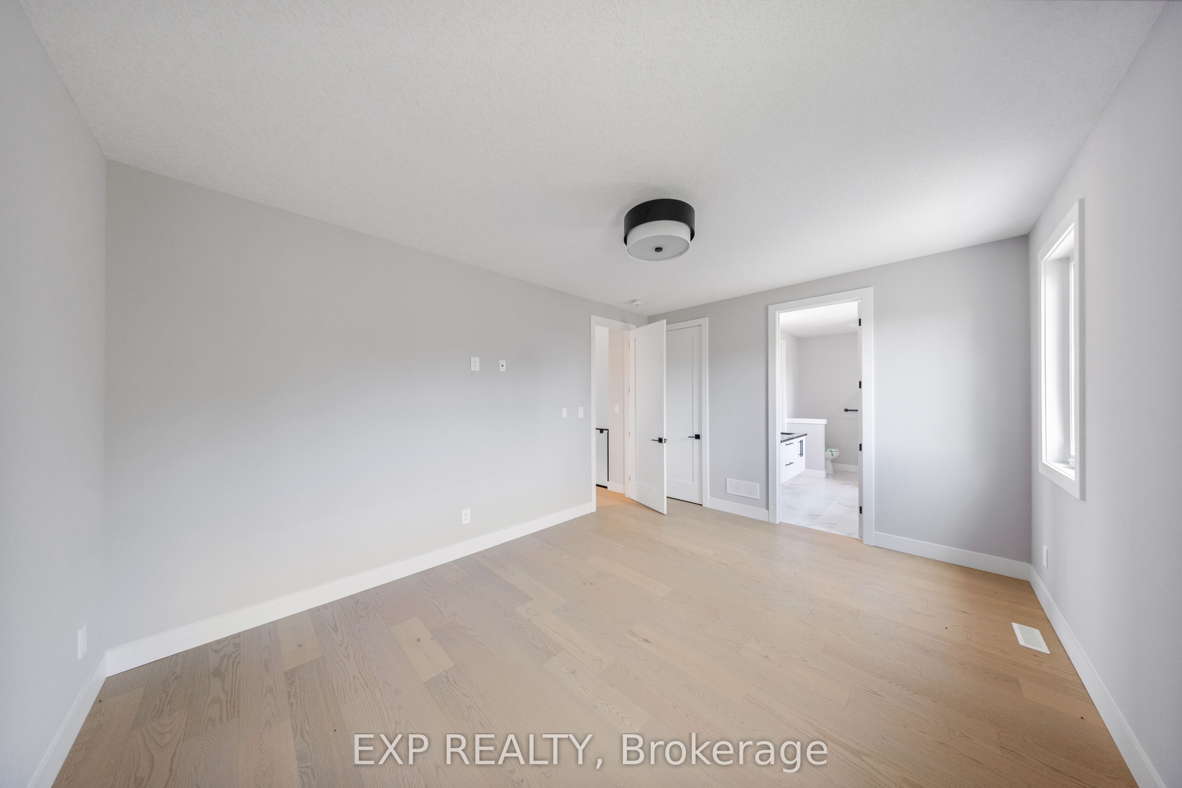 204 Merritt Court, North Middlesex, ON N0M 2K0 photo 5