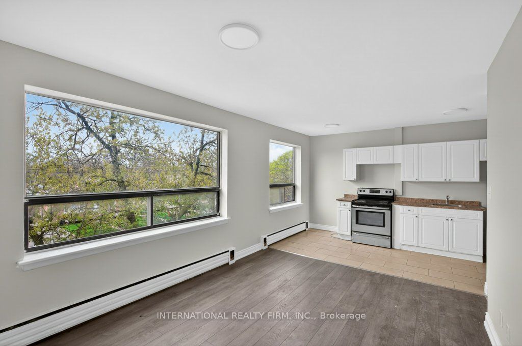 295 Melvin Avenue 305, Hamilton, ON L8H 2K6