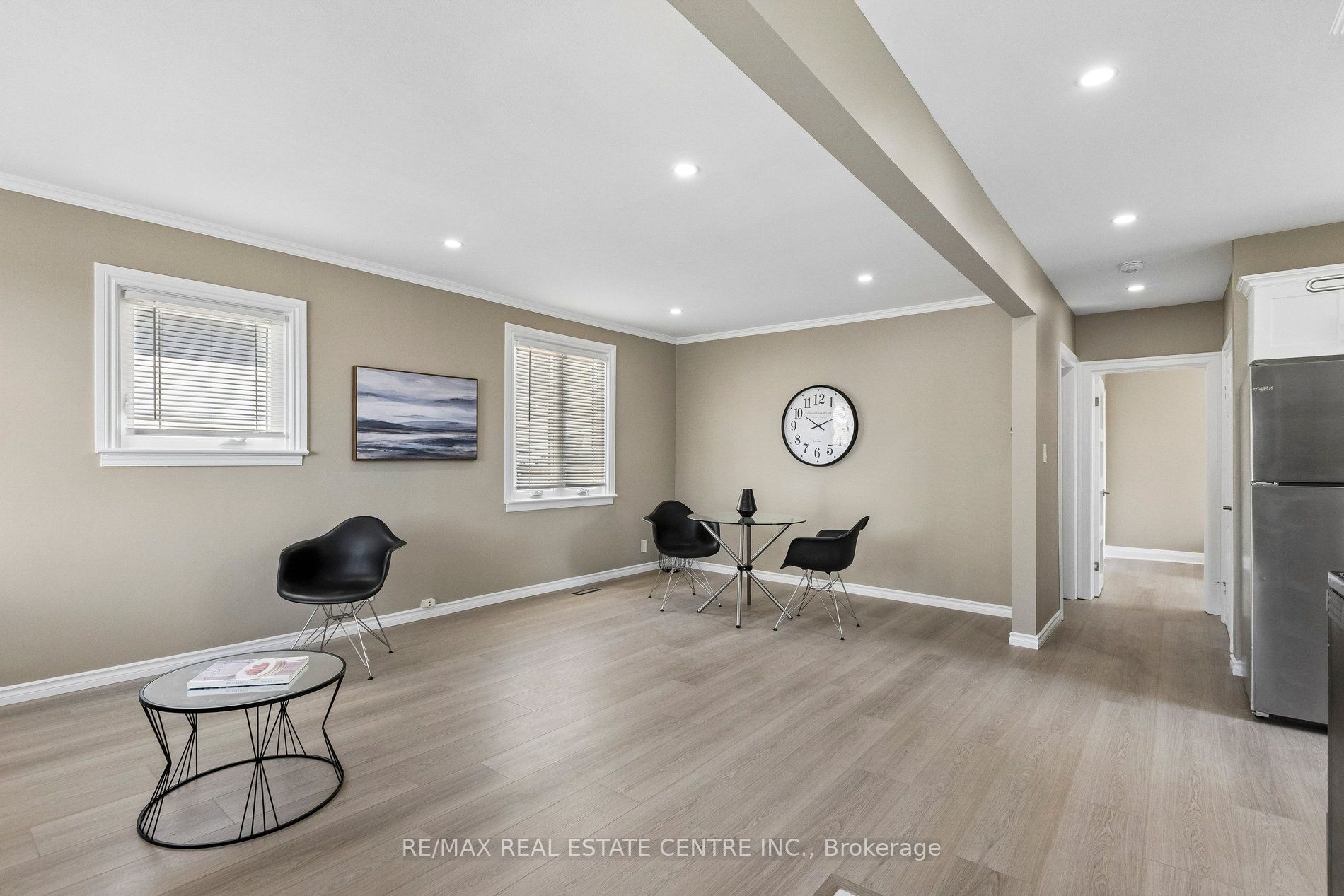 194 Silvercreek Parkway S, Guelph, ON N1H 3S7 photo 4