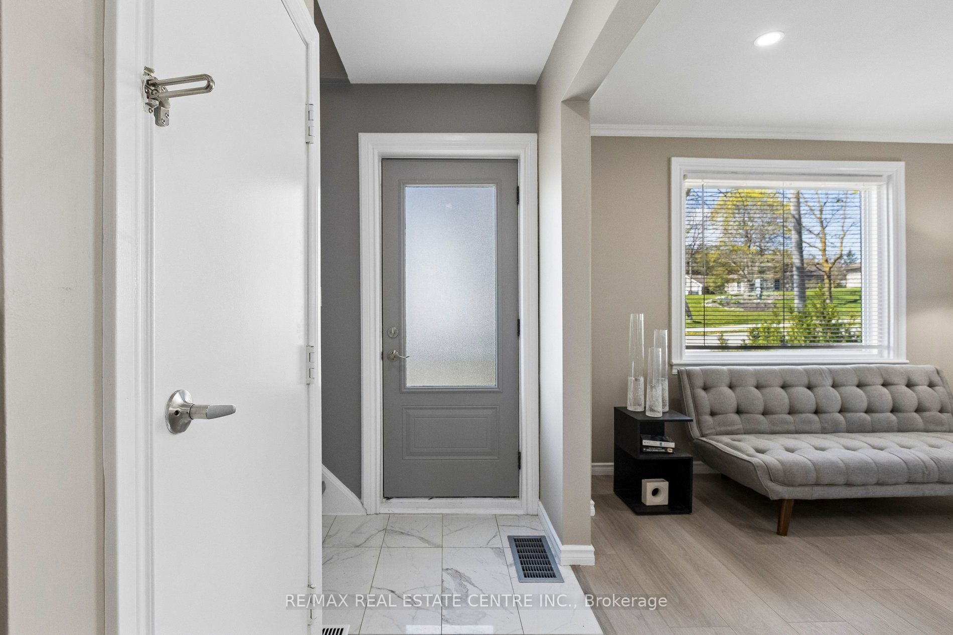 194 Silvercreek Parkway S, Guelph, ON N1H 3S7 photo 5