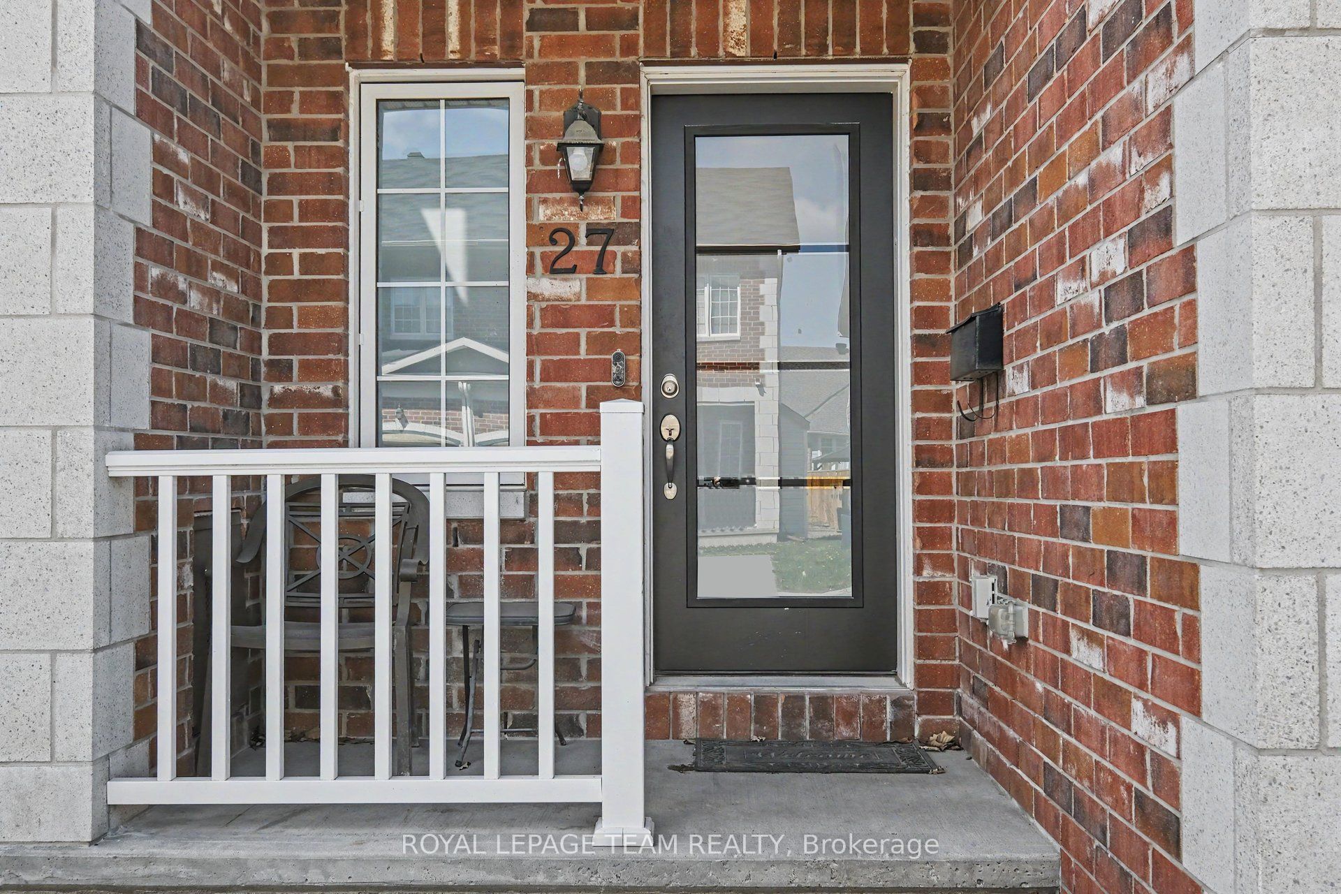27 Dundalk Private, Barrhaven, ON K2J 0J5 photo 3