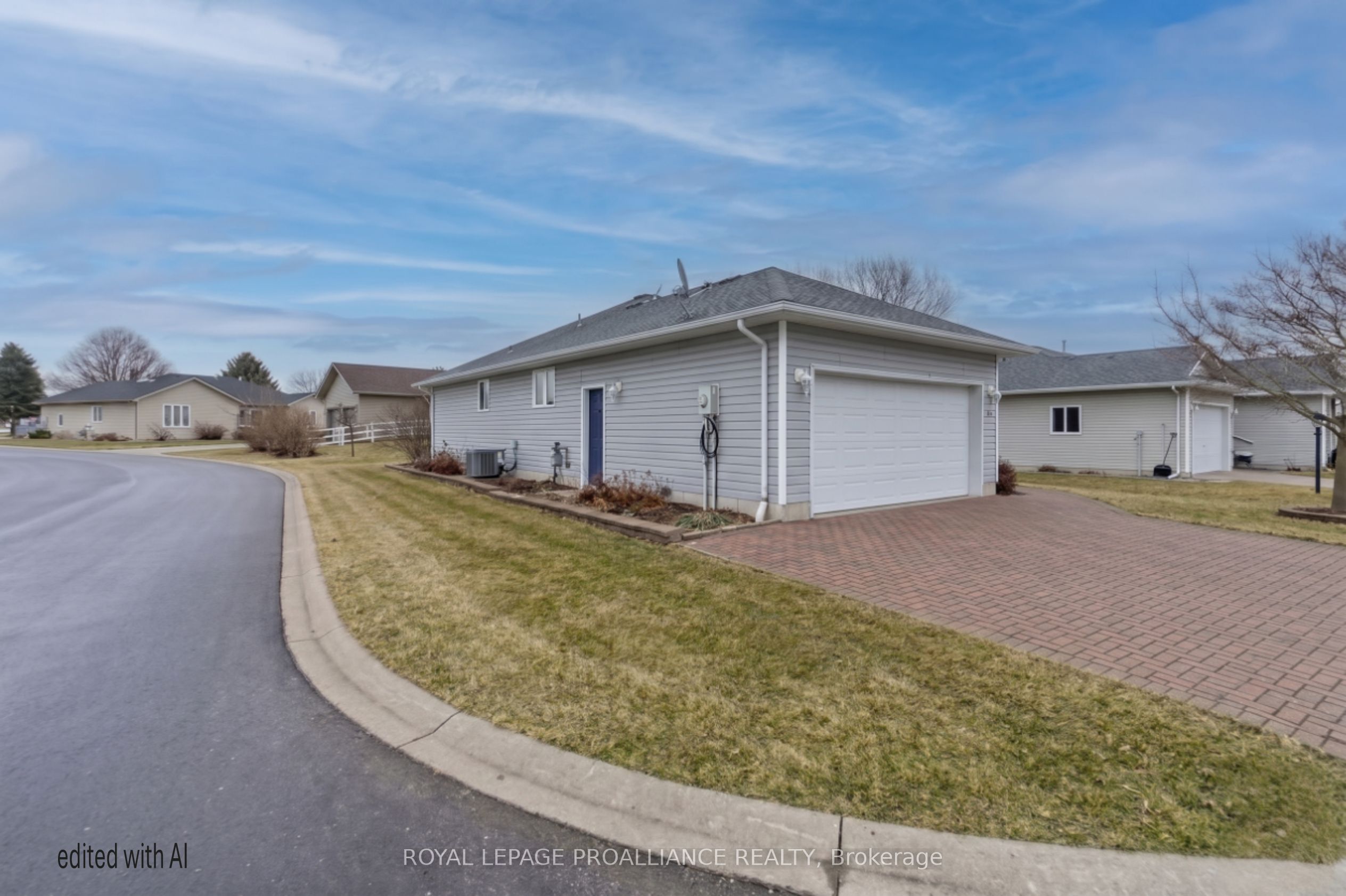 94 Sandbanks Court, Prince Edward County, ON K0K 3L0 photo 4