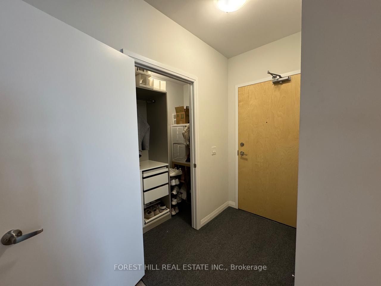 104 Garment Street 1602, Kitchener, ON N2G 0C8 photo 5