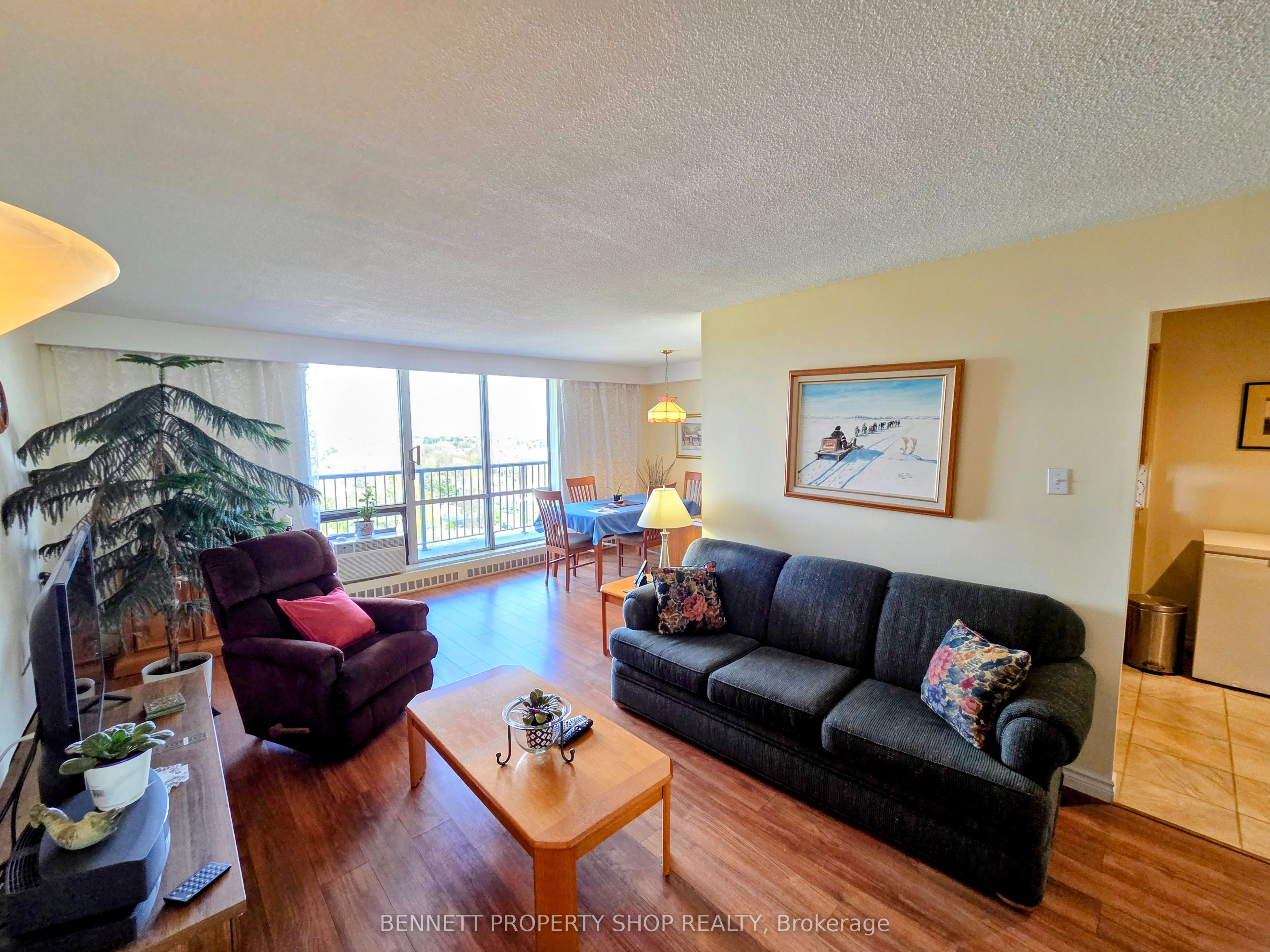2400 Virginia Drive 1007, Alta Vista and Area, ON K1H 8L3 photo 4