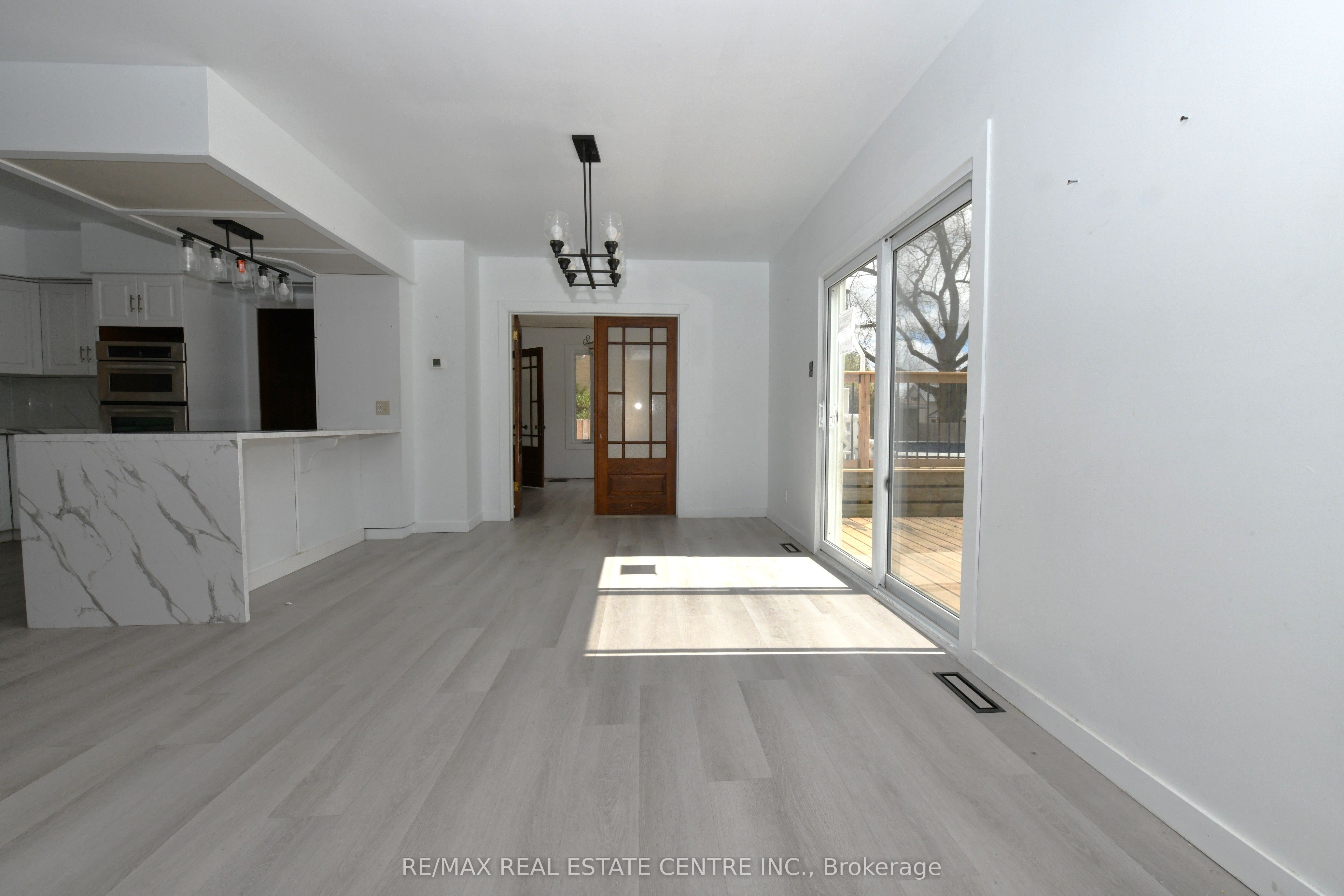 540 Wellington Avenue S, North Perth, ON N4W 2J5 photo 4